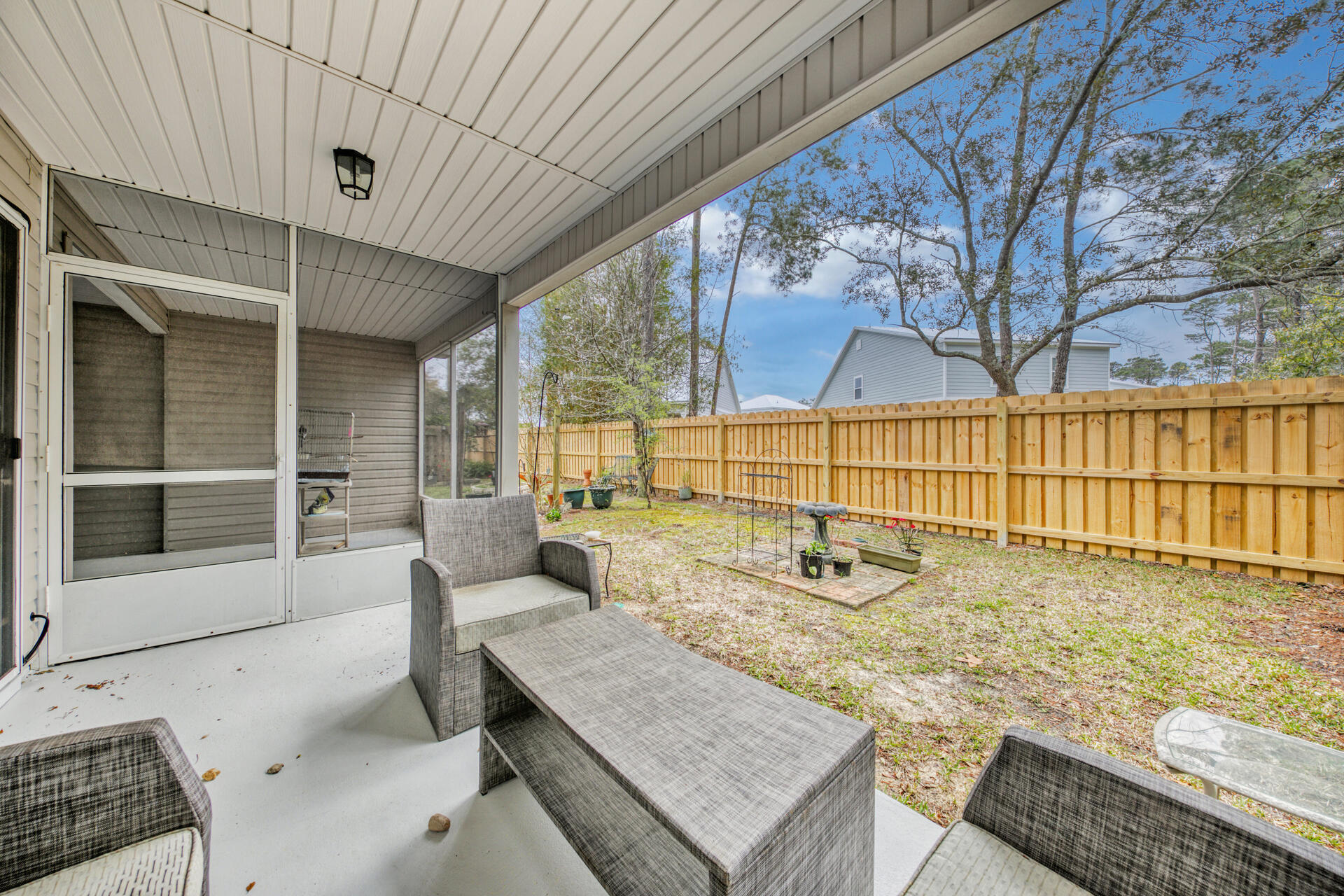 ESCADA - Residential