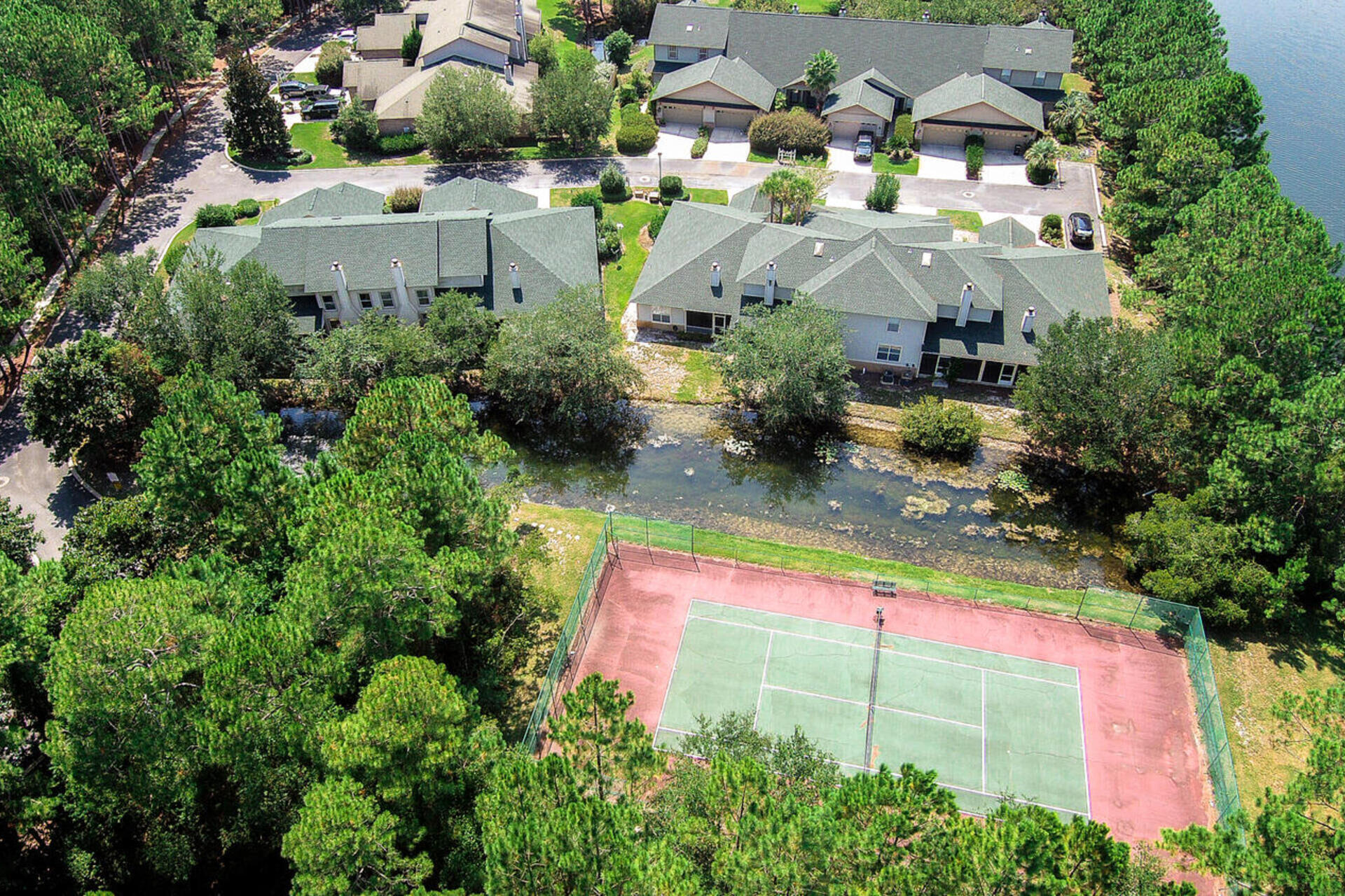 ESCADA - Residential