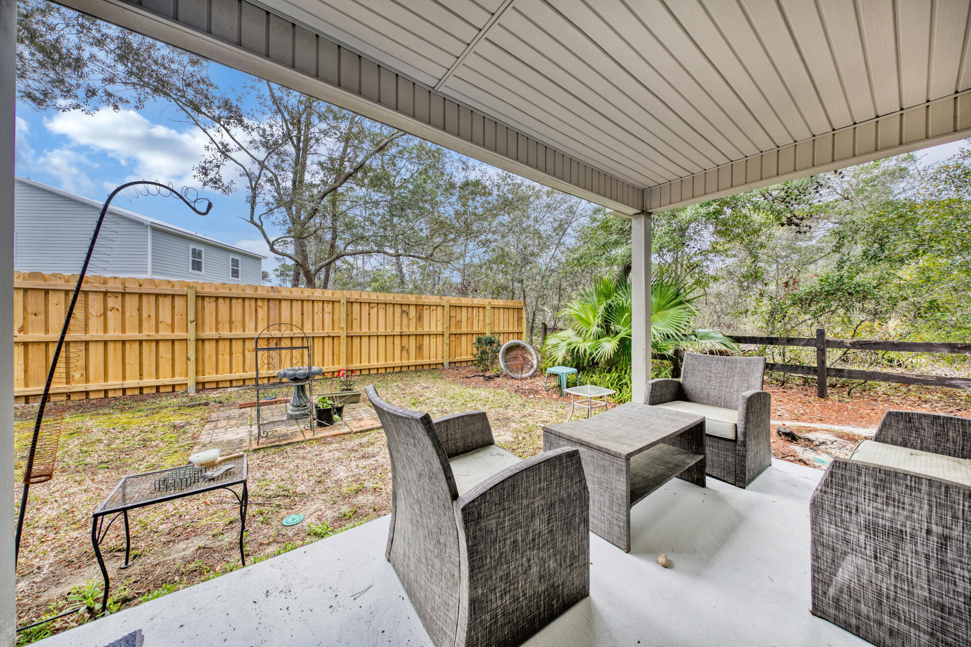 ESCADA - Residential