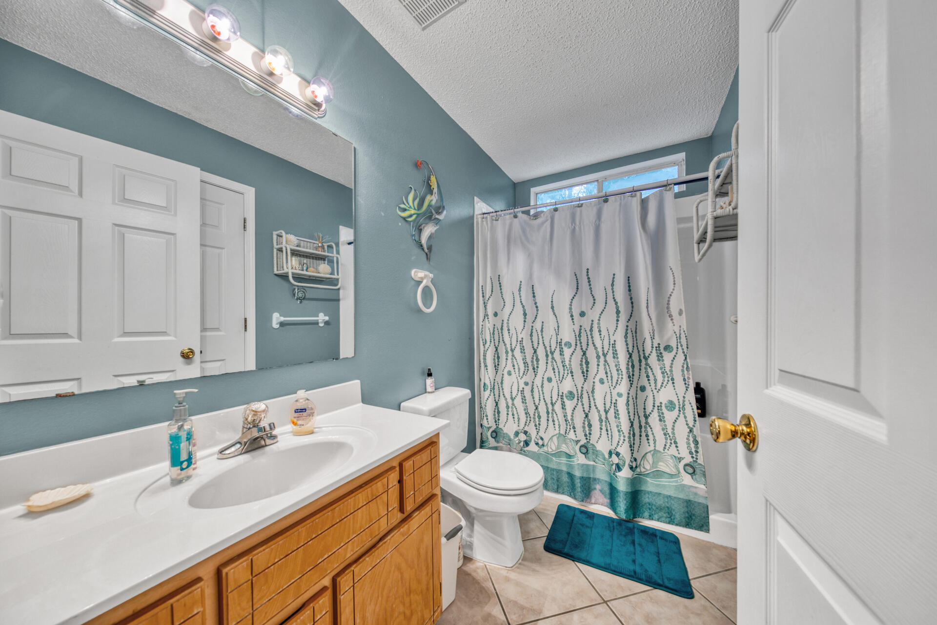 ESCADA - Residential