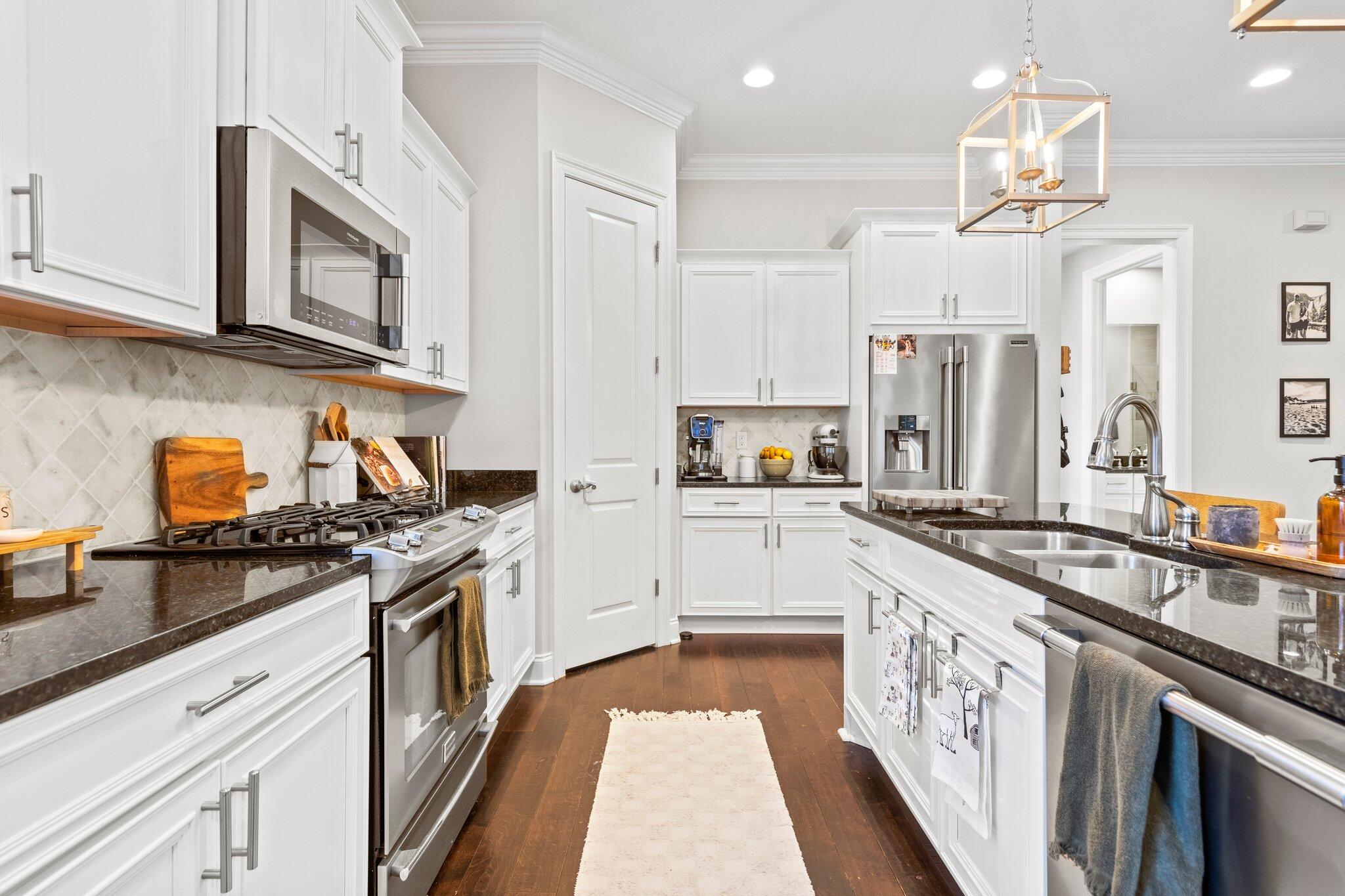 The Stables at Rocky Bayou - Residential