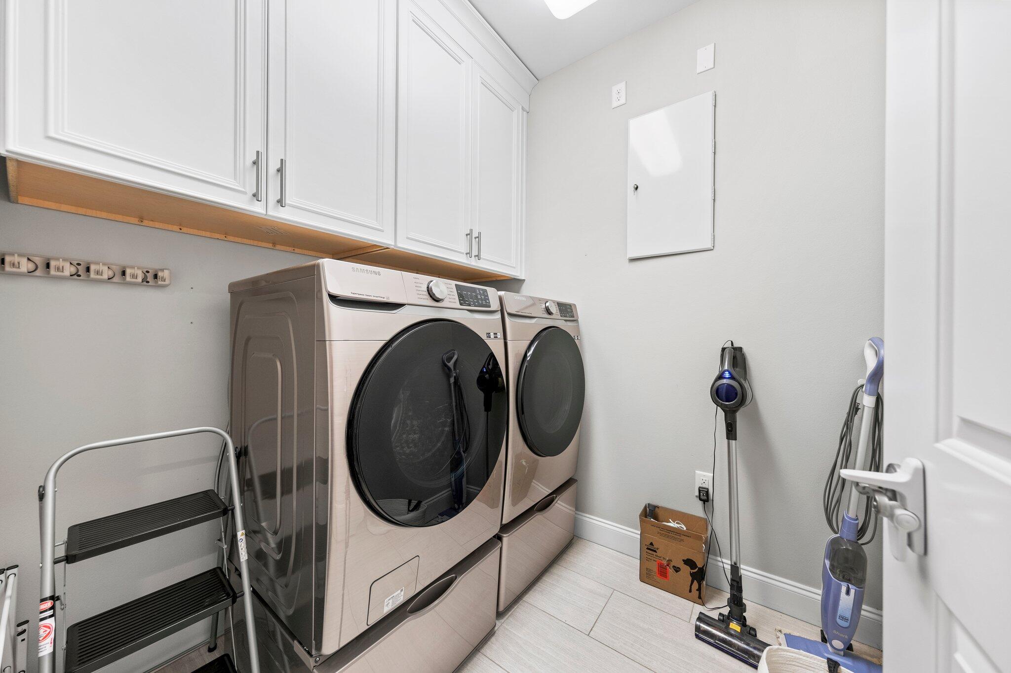 The Stables at Rocky Bayou - Residential