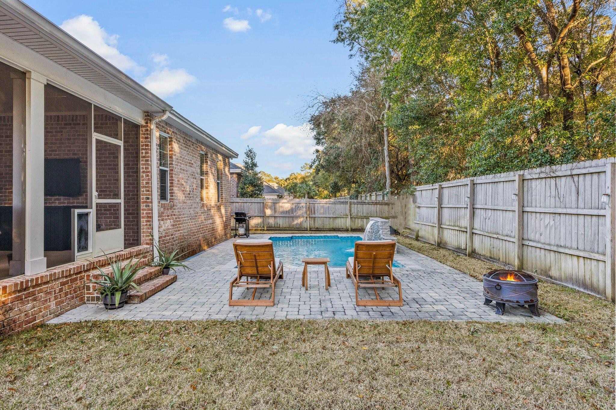 The Stables at Rocky Bayou - Residential