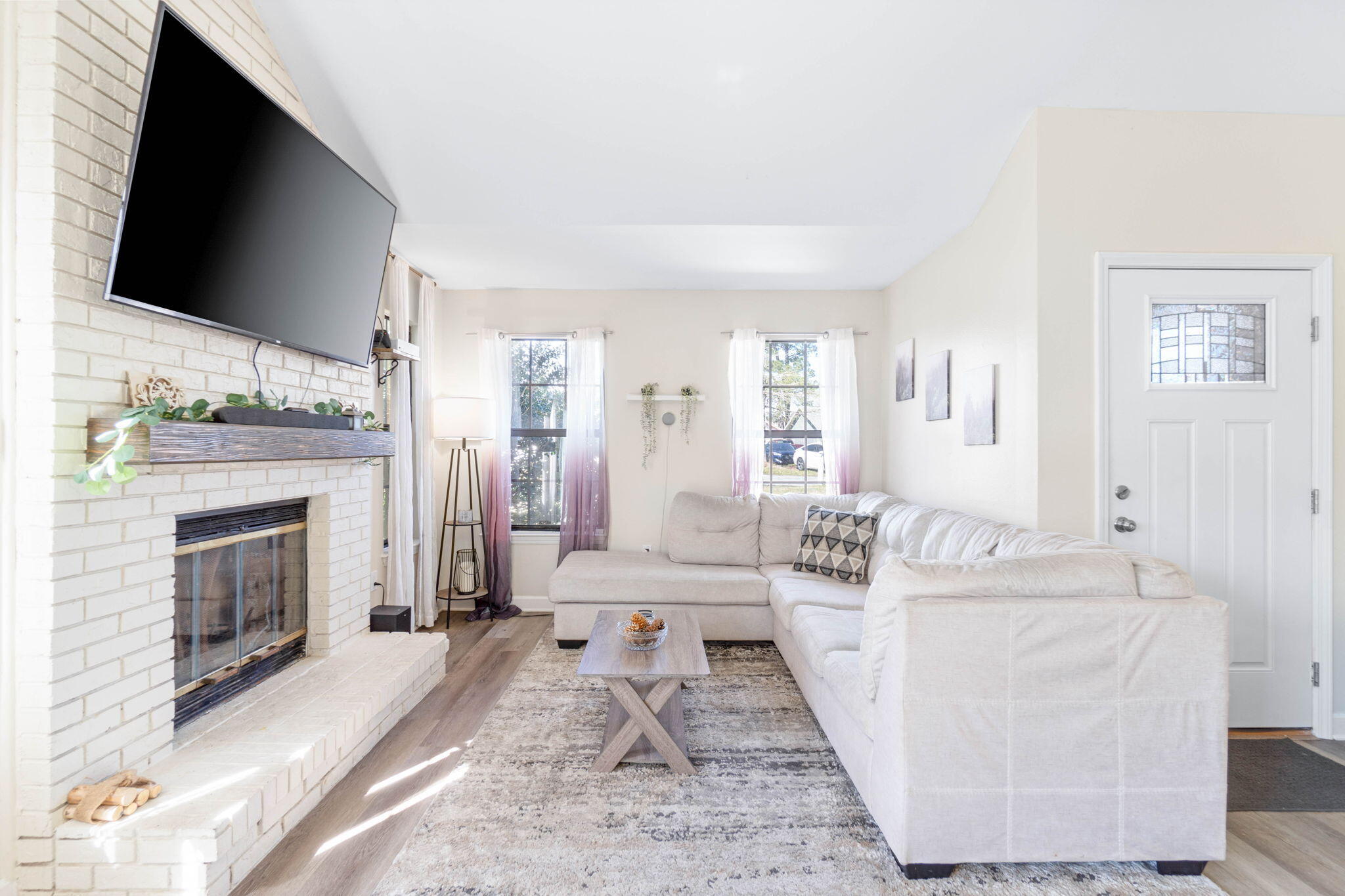 HIDDEN TRAILS PH 1 - Residential