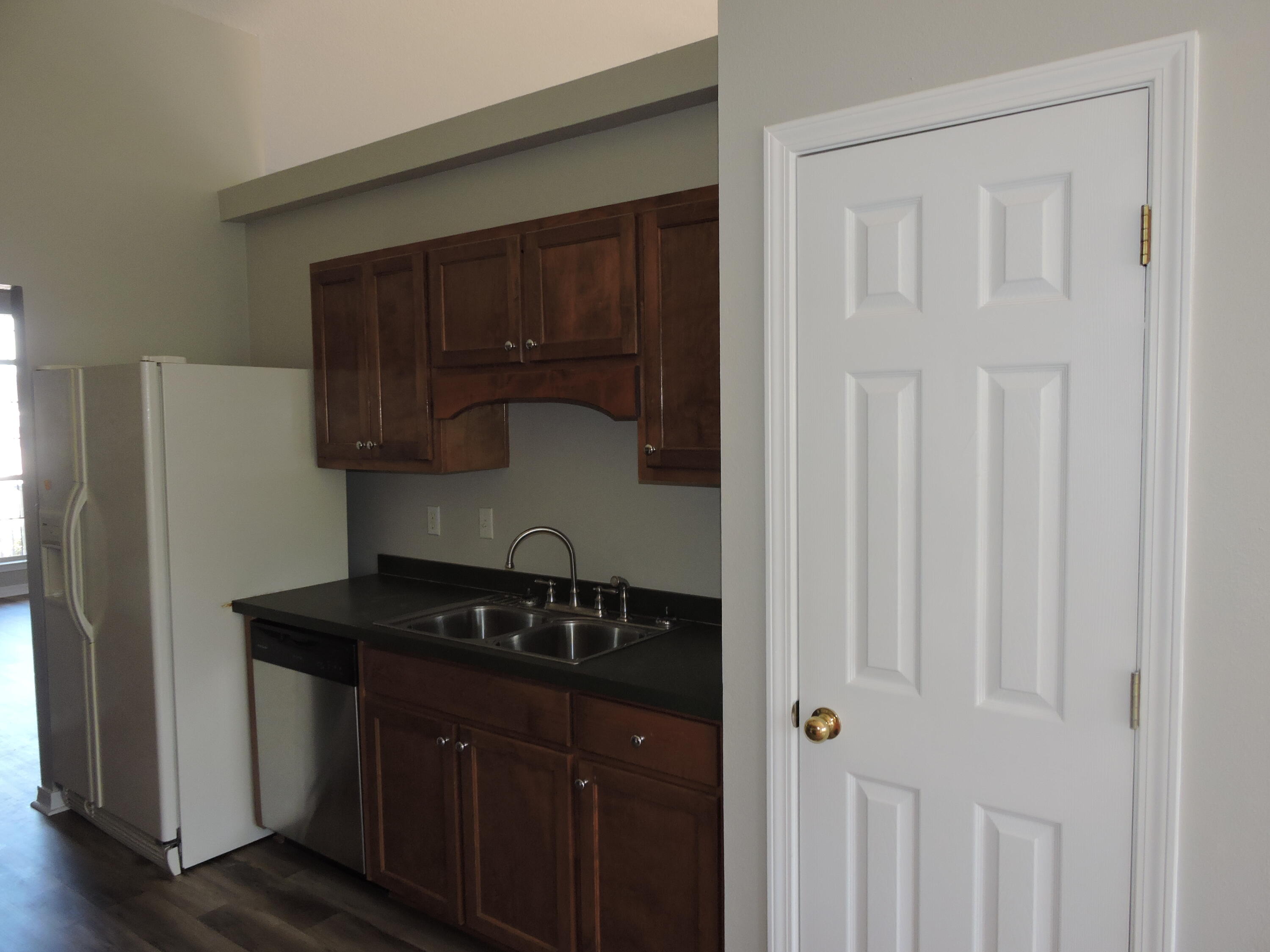 FOXWOOD ADDITION S/D - Residential Lease