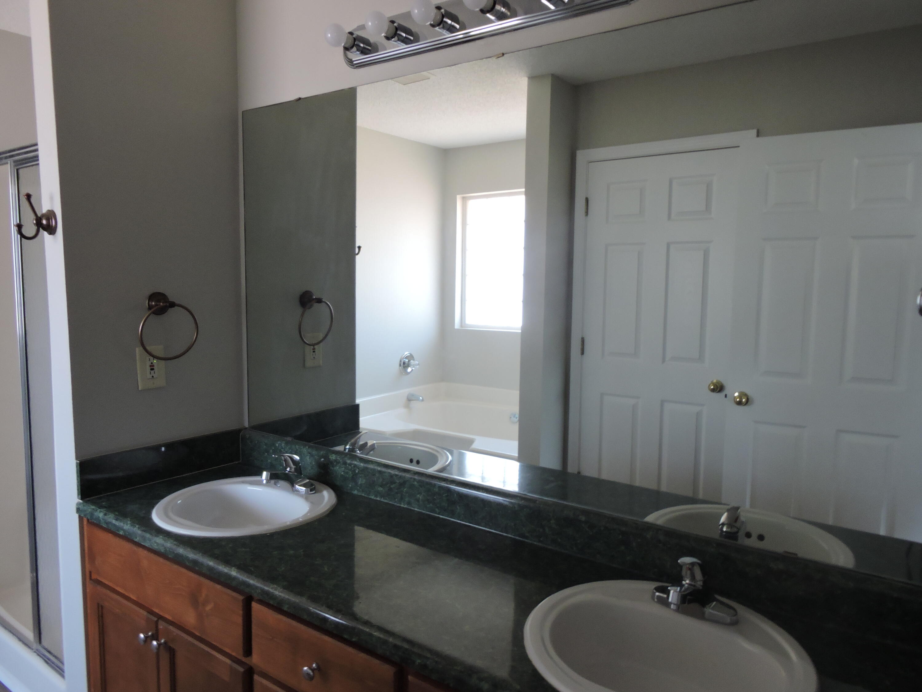 FOXWOOD ADDITION S/D - Residential Lease