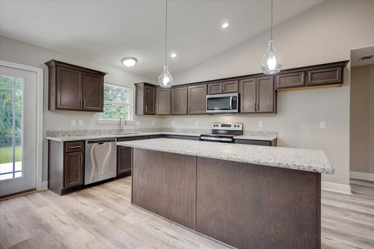 SANTA ROSA SHORES 2ND ADDN - Residential