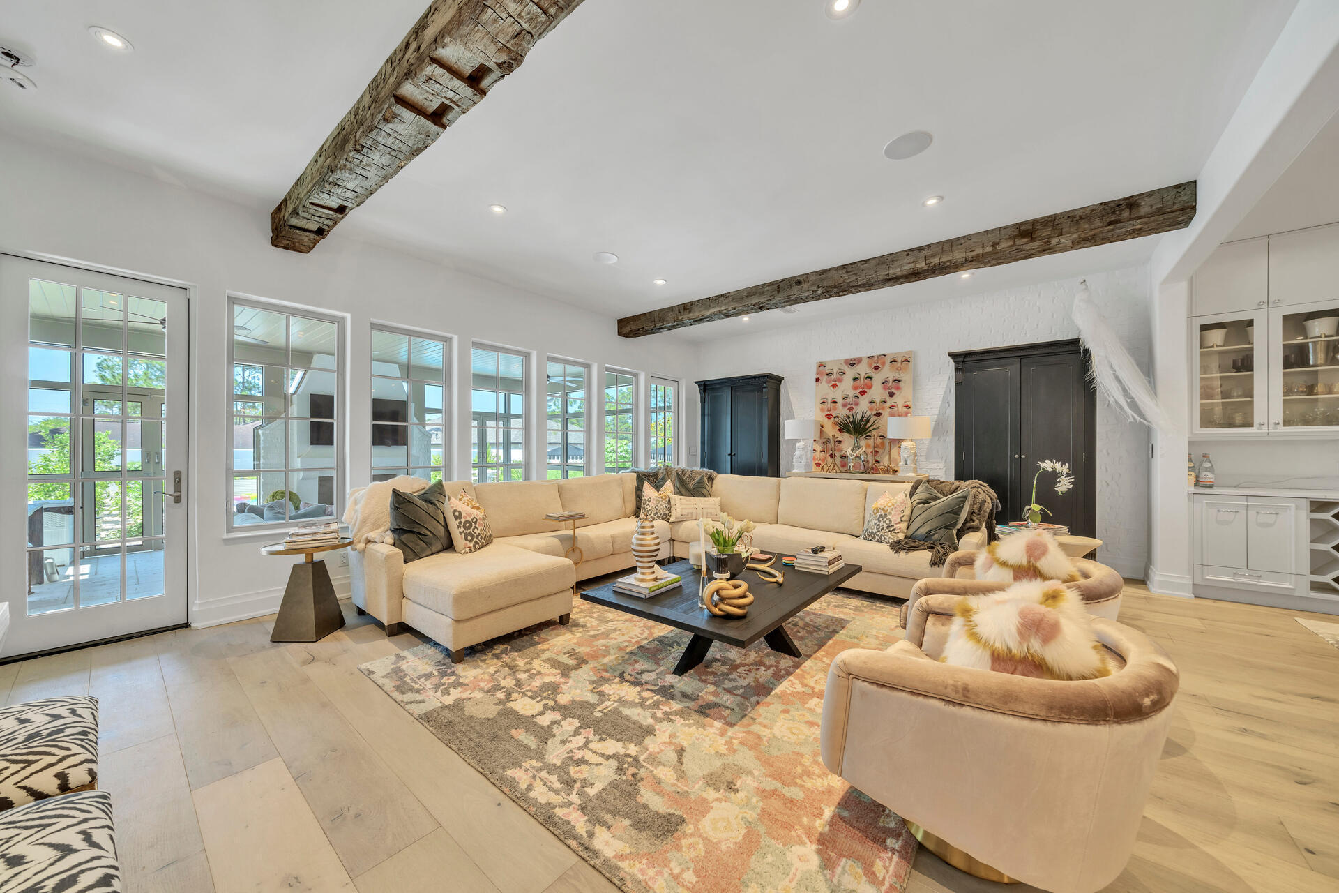 34 E Surfside Drive