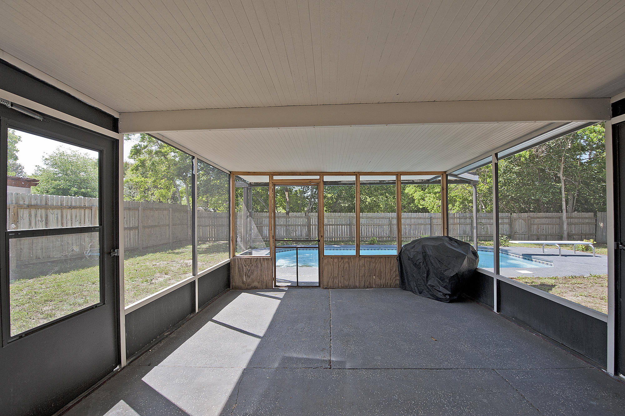 WYNNEHAVEN BEACH ESTATES 1ST ADDN - Residential