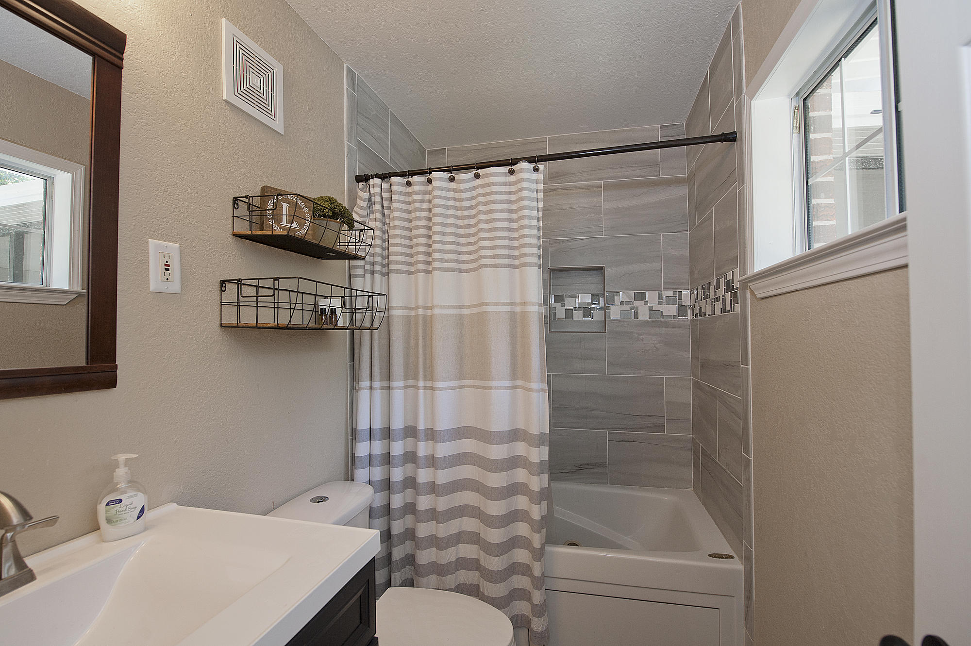 WYNNEHAVEN BEACH ESTATES 1ST ADDN - Residential