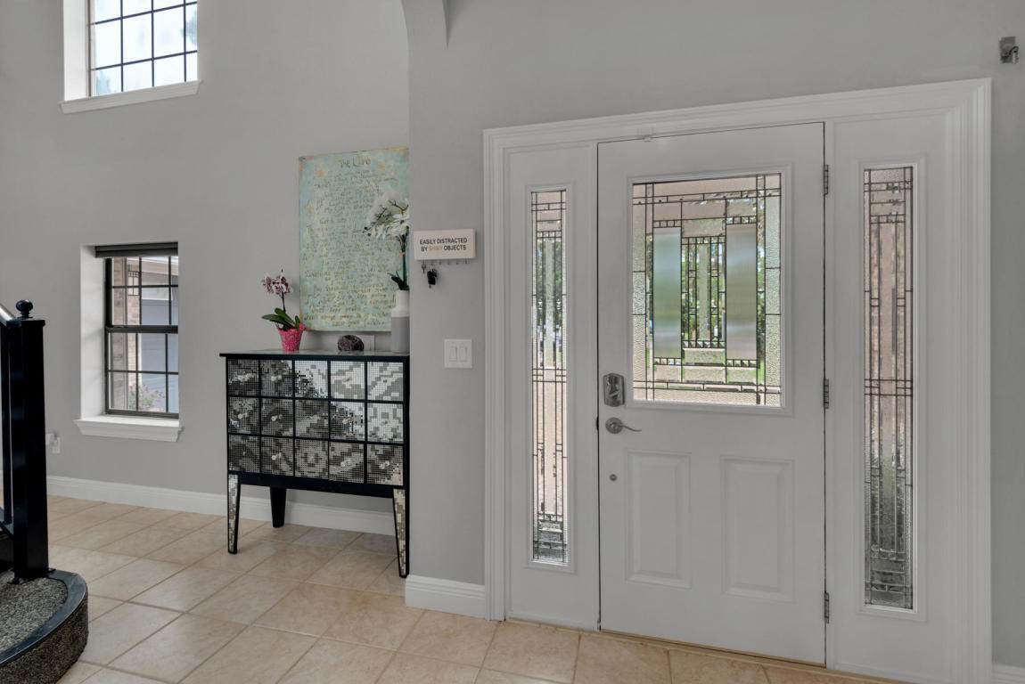 DOLPHIN POINT ESTATES - Residential Lease