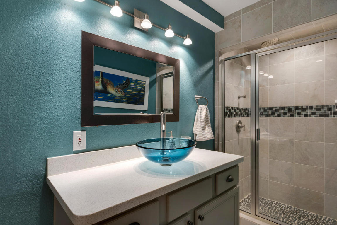 DOLPHIN POINT ESTATES - Residential Lease