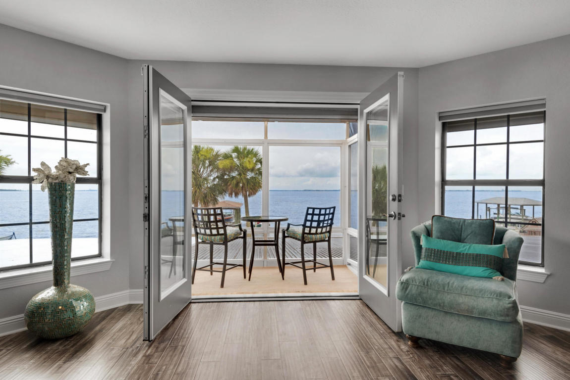 DOLPHIN POINT ESTATES - Residential Lease