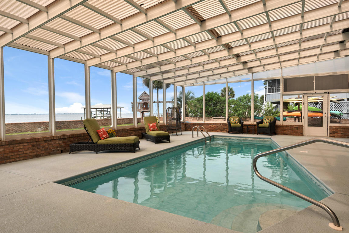 DOLPHIN POINT ESTATES - Residential Lease