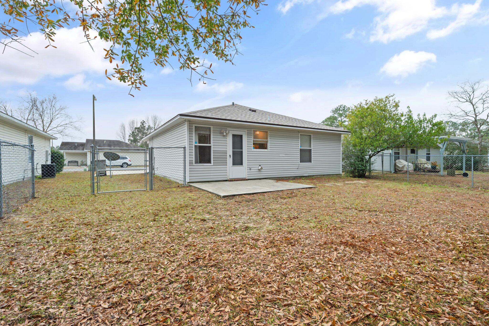 Bay Pine Villas - Residential