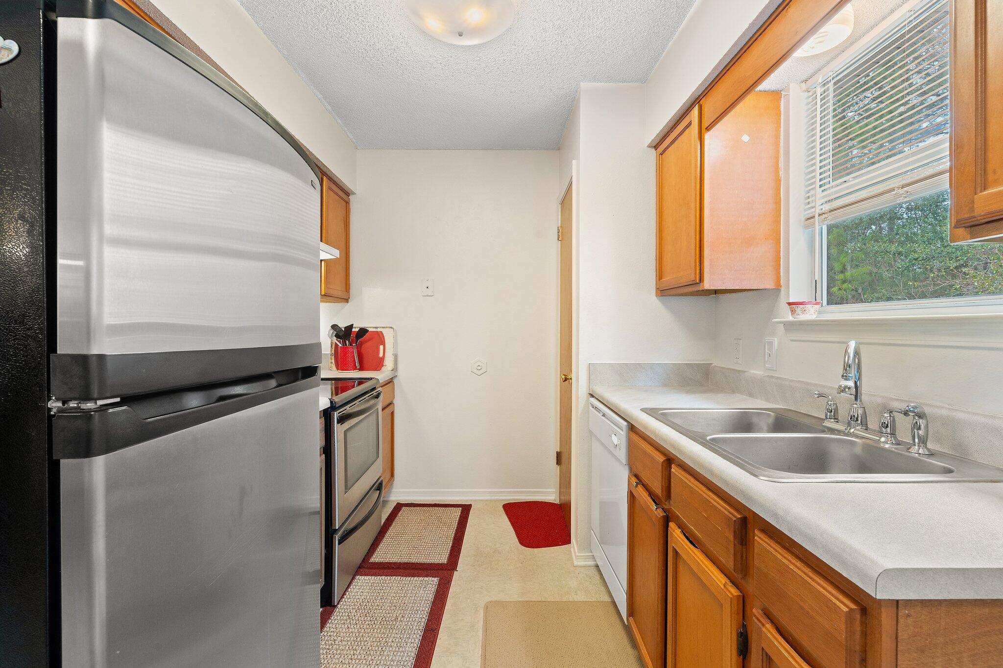 Bay Pine Villas - Residential