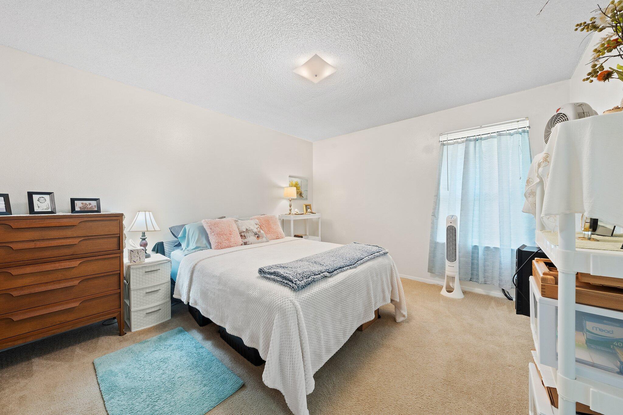 Bay Pine Villas - Residential