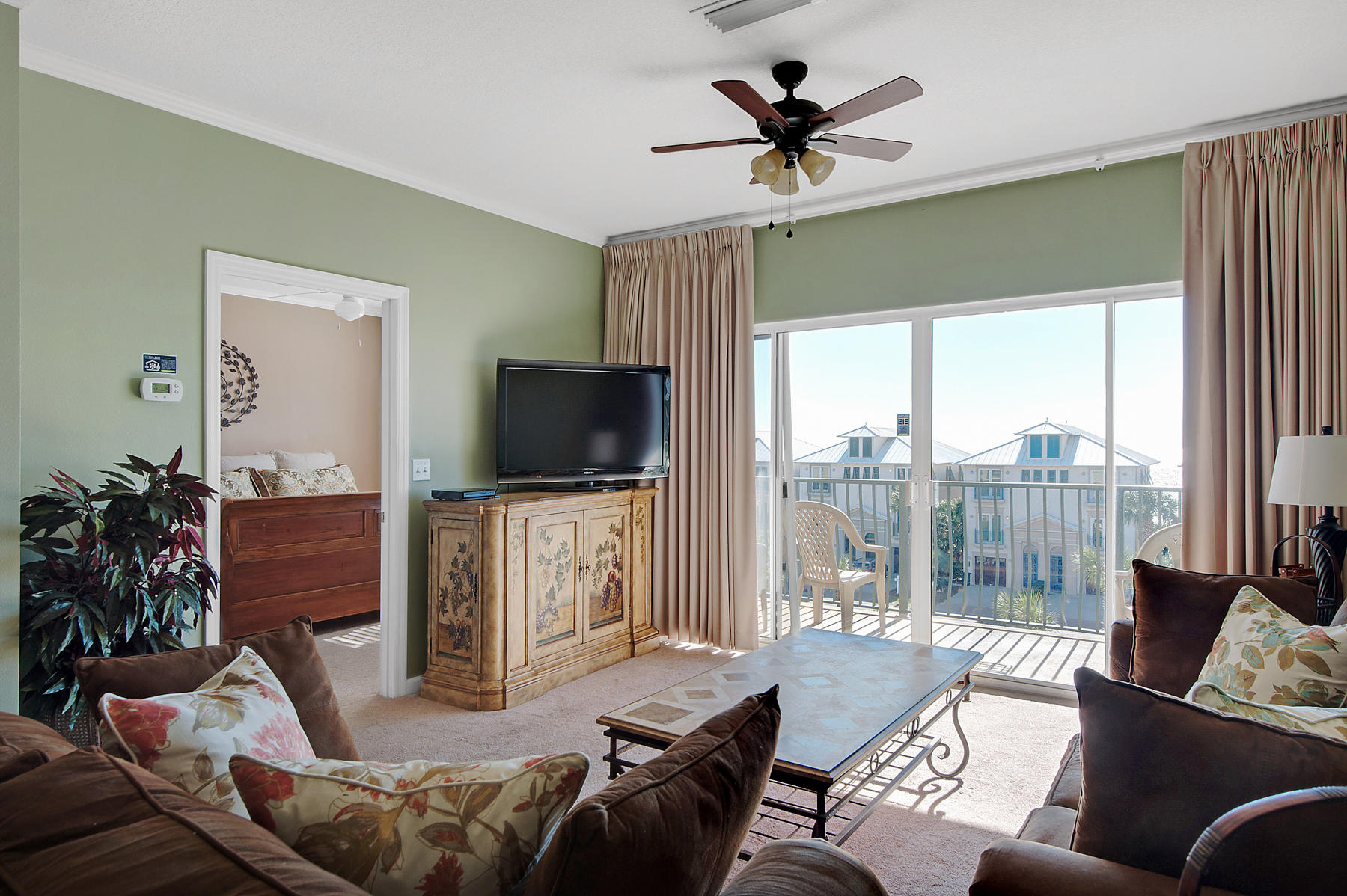 EMERALD WATERS BEACH - Residential