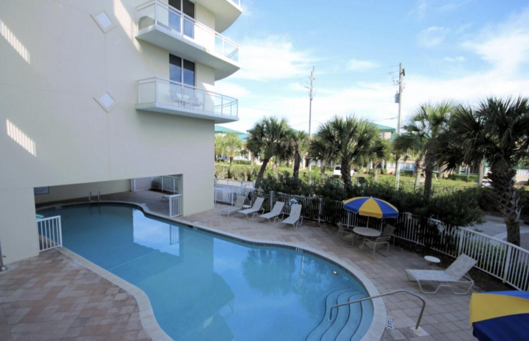 DESTIN WEST GULFSIDE VILLAS PH1 - Residential