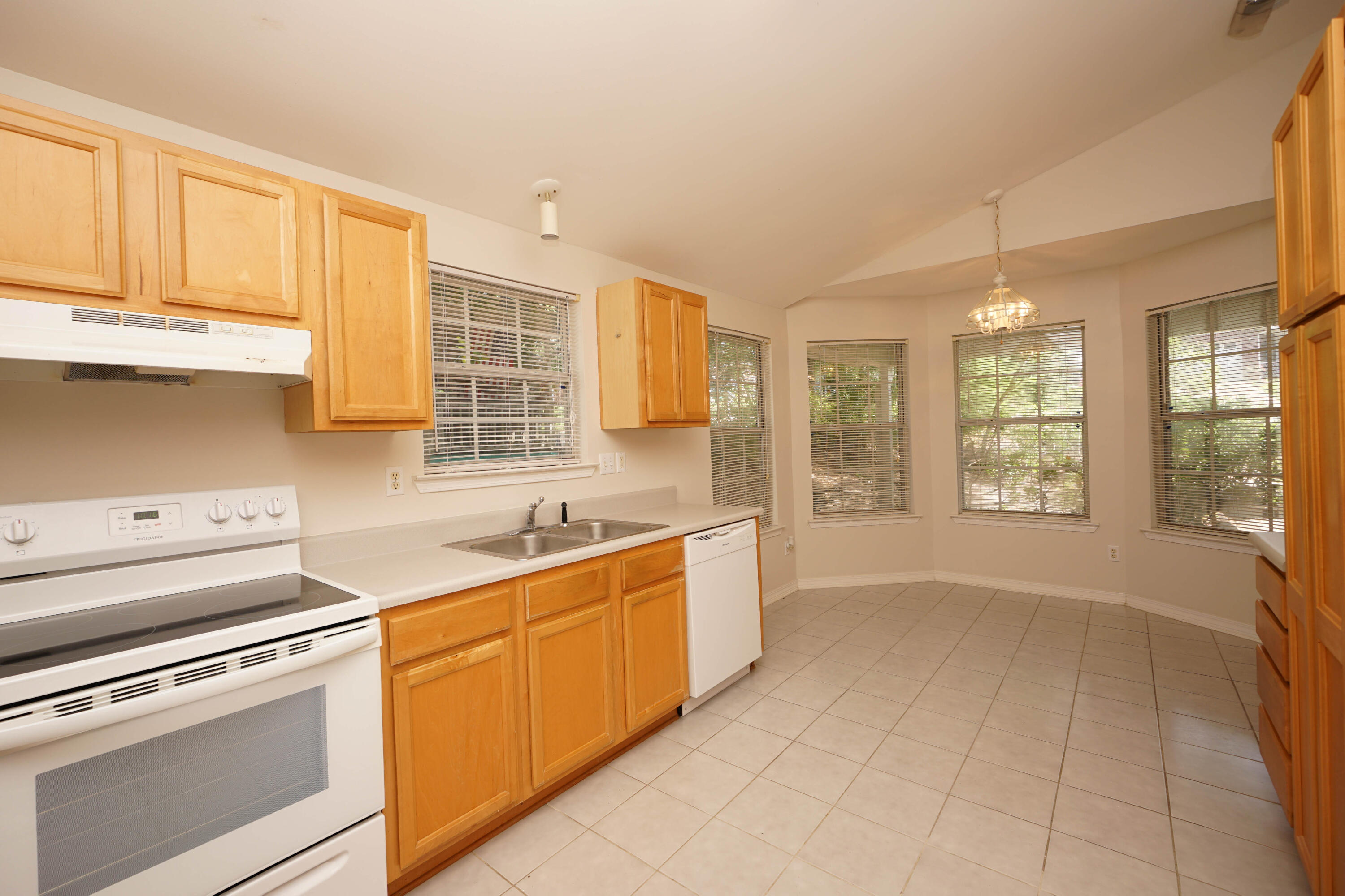 FOREST LAKE S/D - Residential