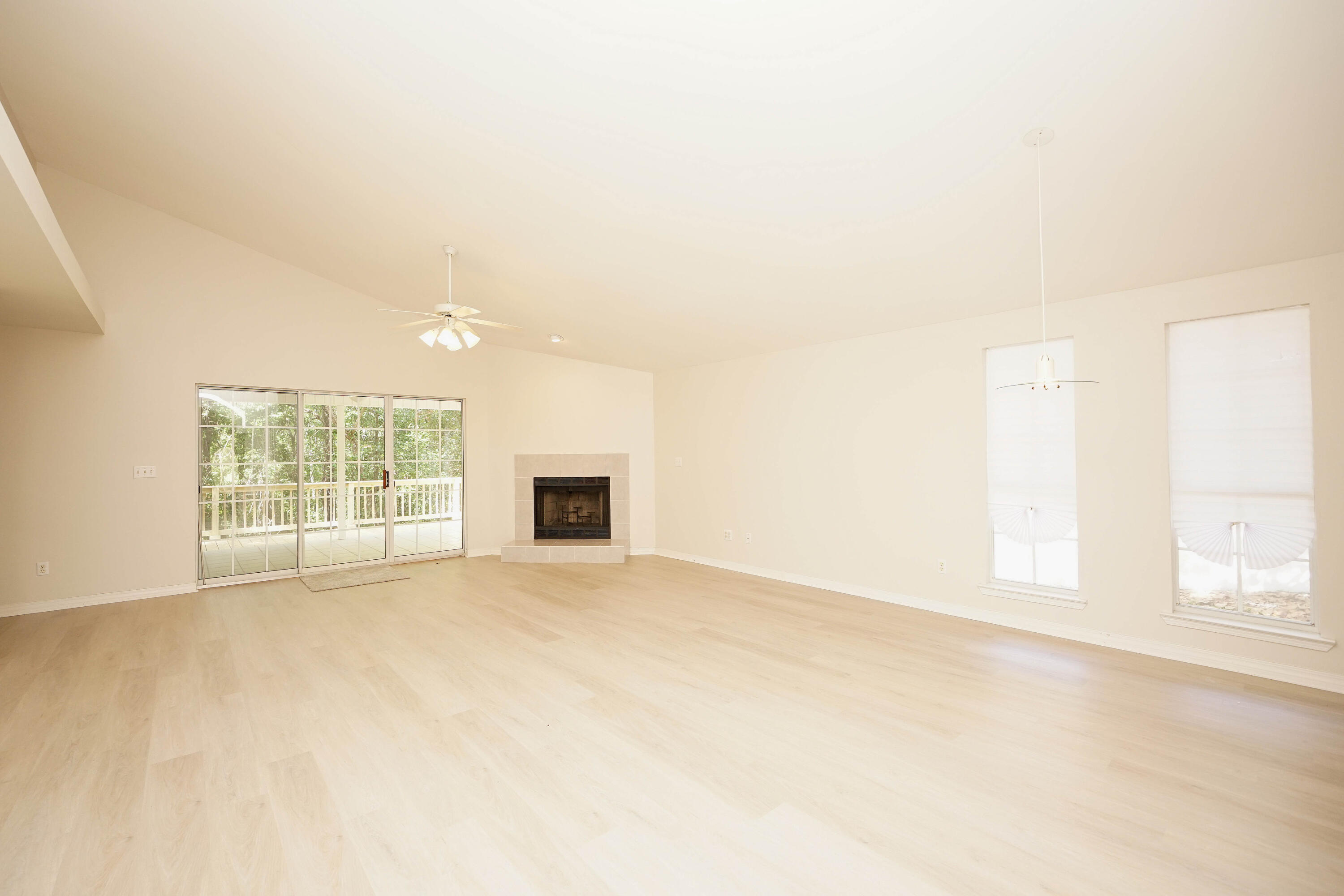 FOREST LAKE S/D - Residential