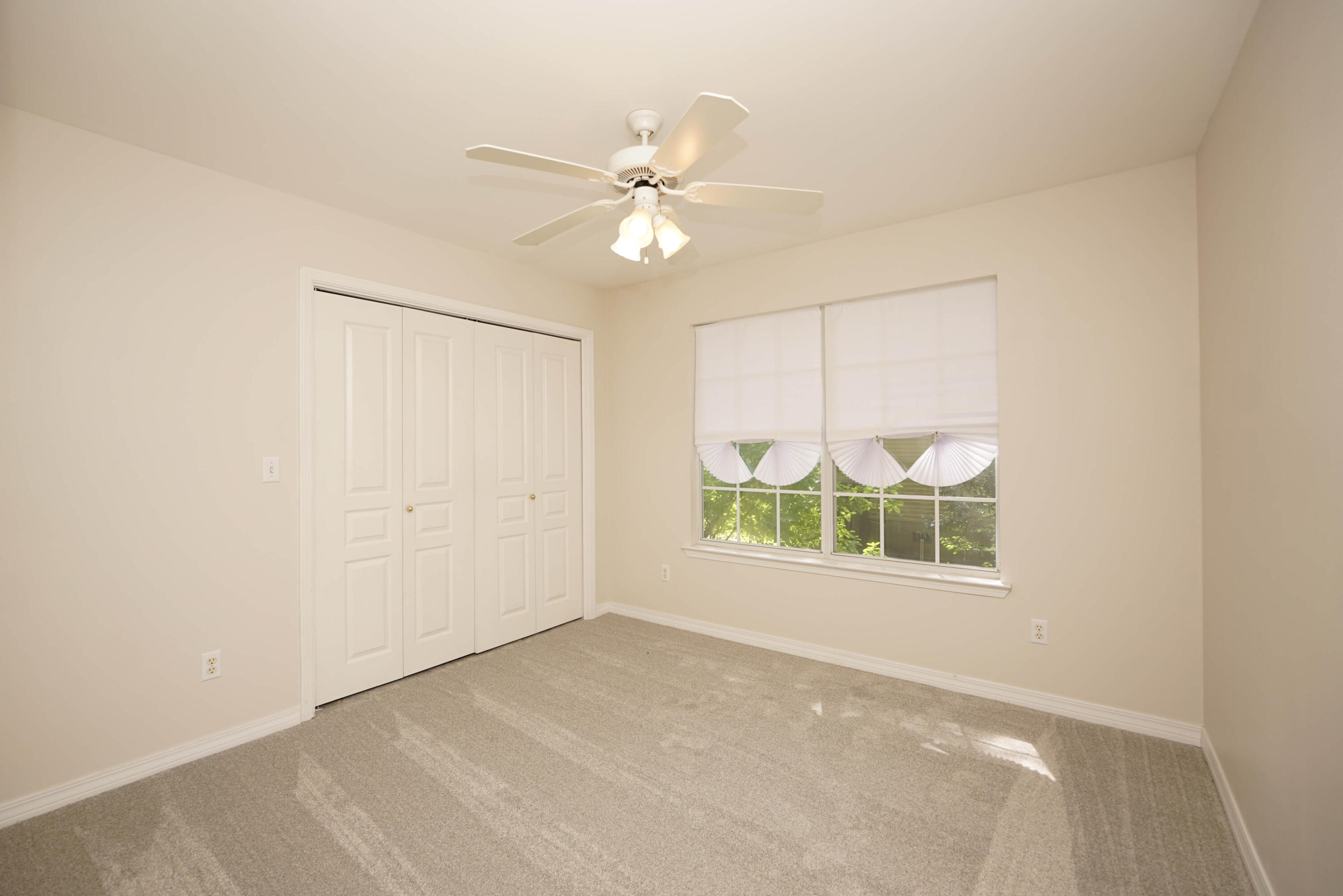 FOREST LAKE S/D - Residential