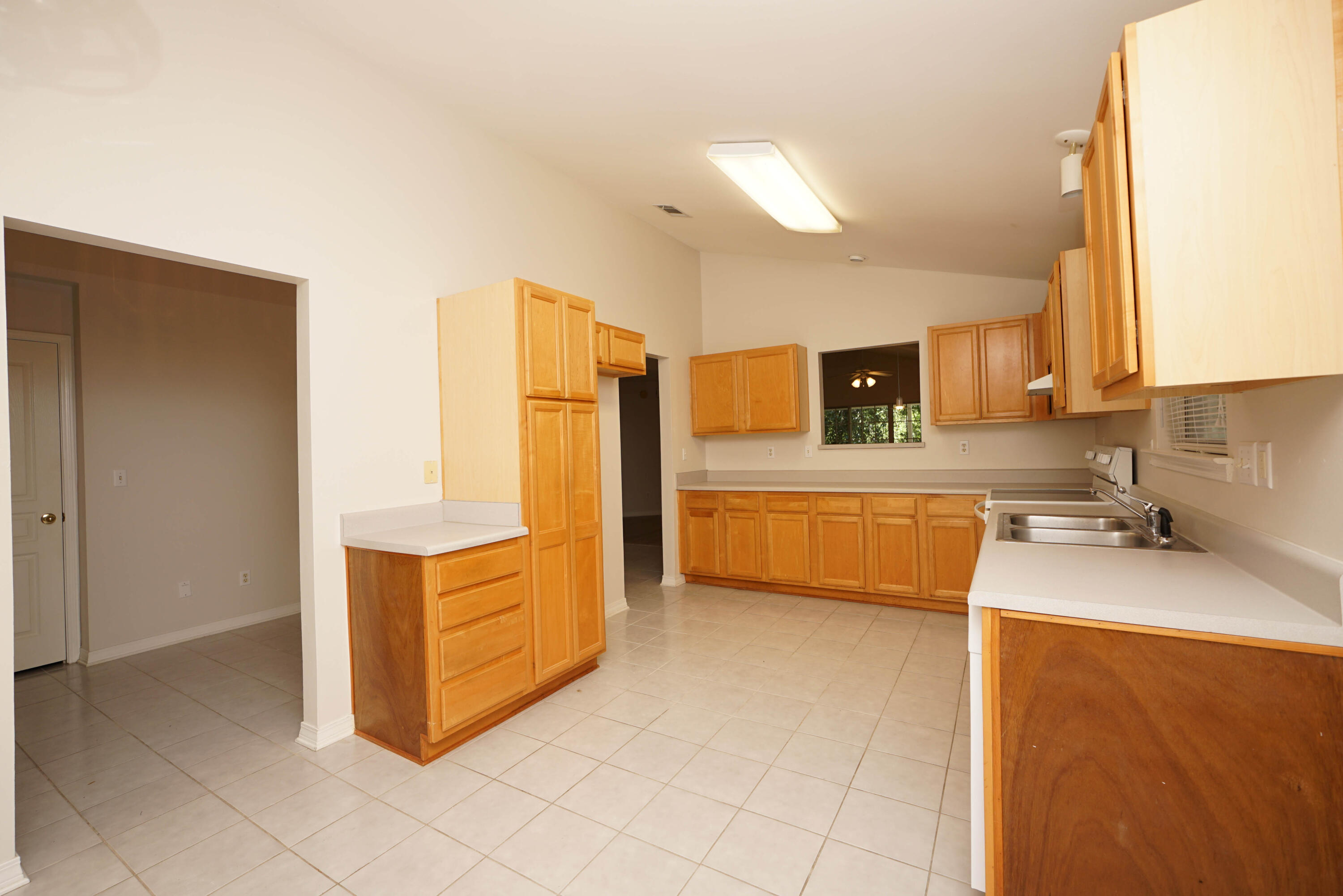 FOREST LAKE S/D - Residential