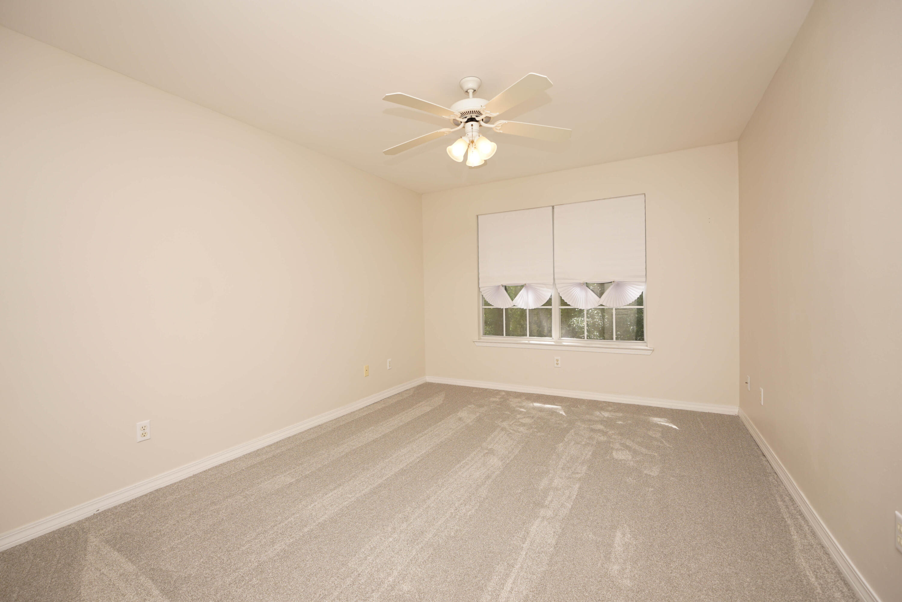 FOREST LAKE S/D - Residential