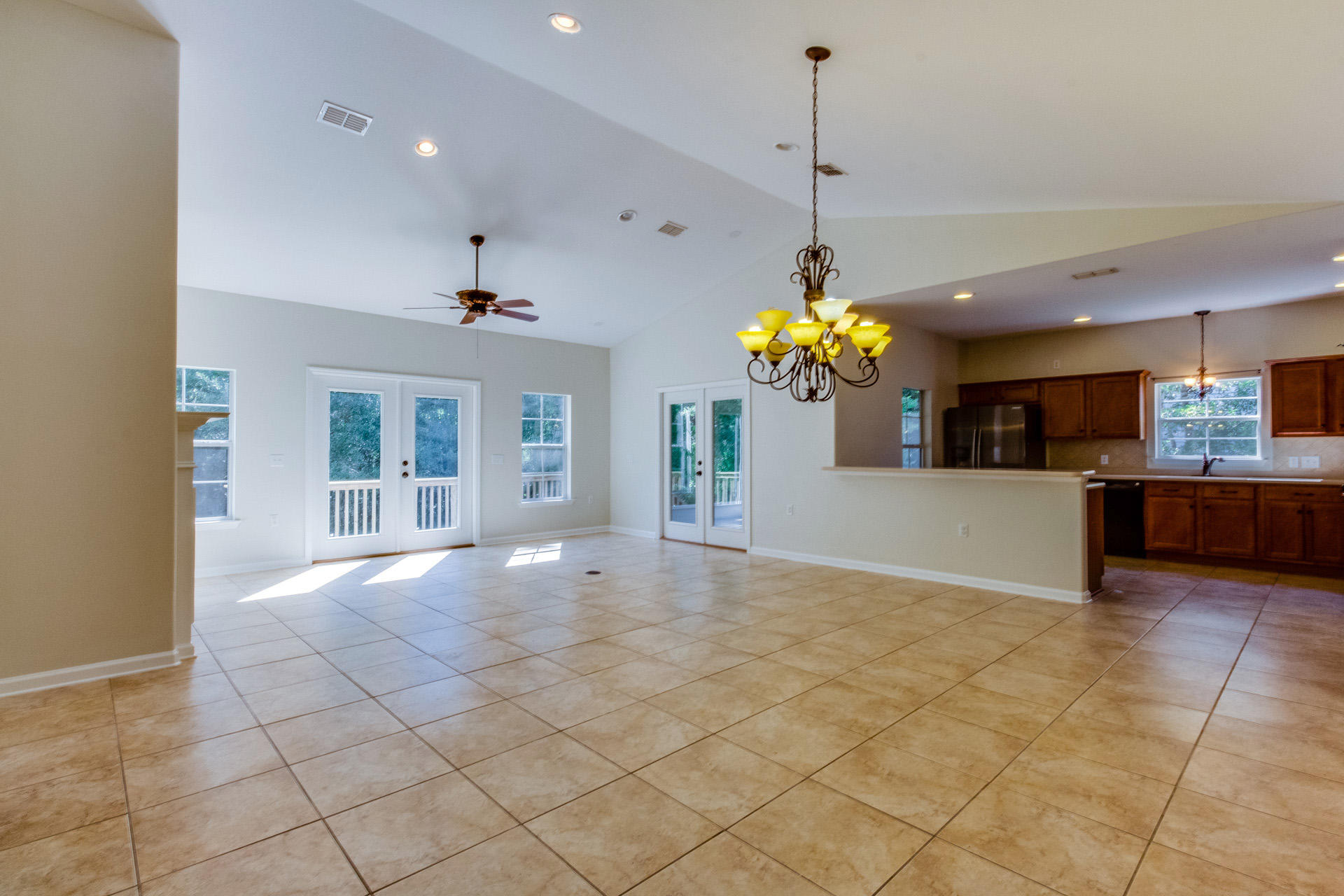 HAMMOCK BAY - Residential