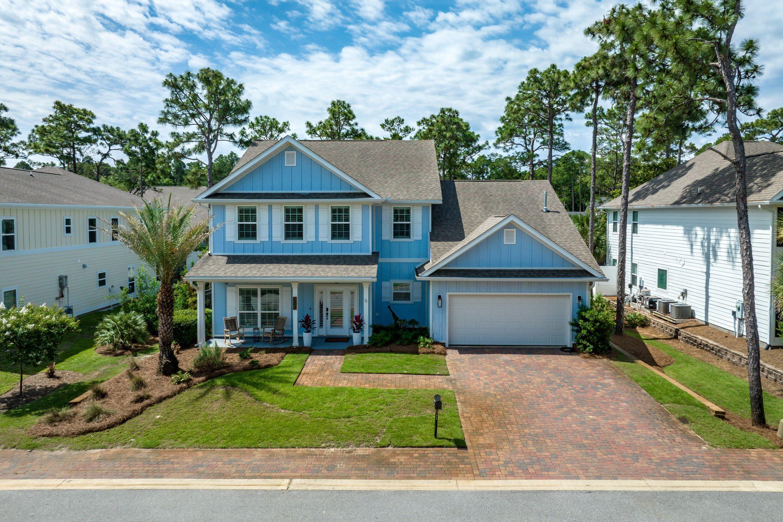 Mussett Bayou Manor - Residential