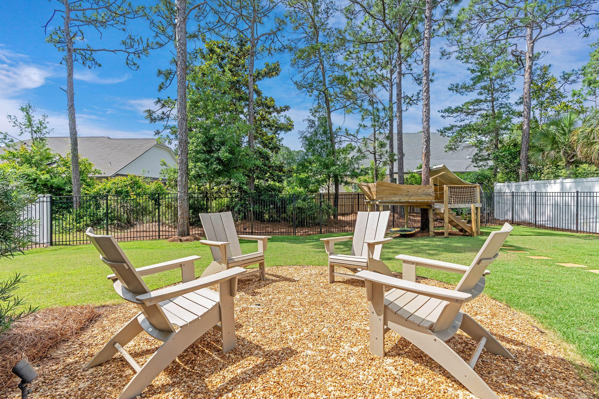 Mussett Bayou Manor - Residential