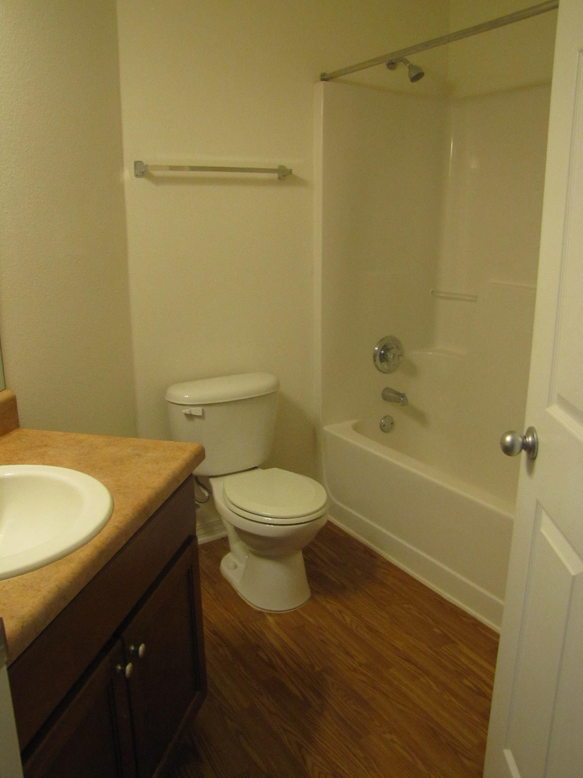 OLD BETHEL ESTATES PH II - Residential Lease