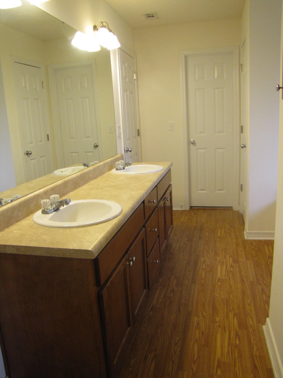 OLD BETHEL ESTATES PH II - Residential Lease