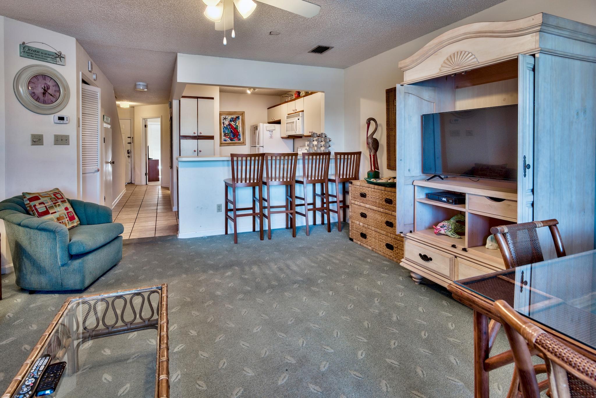 SEASCAPE CONDO LAKEFRONT VILLA (PHASE 6B) - Residential