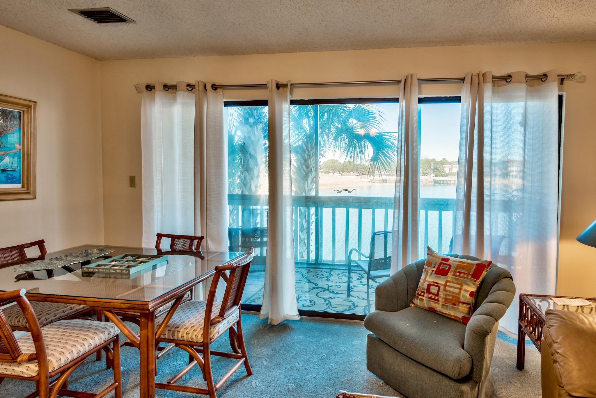 SEASCAPE CONDO LAKEFRONT VILLA (PHASE 6B) - Residential