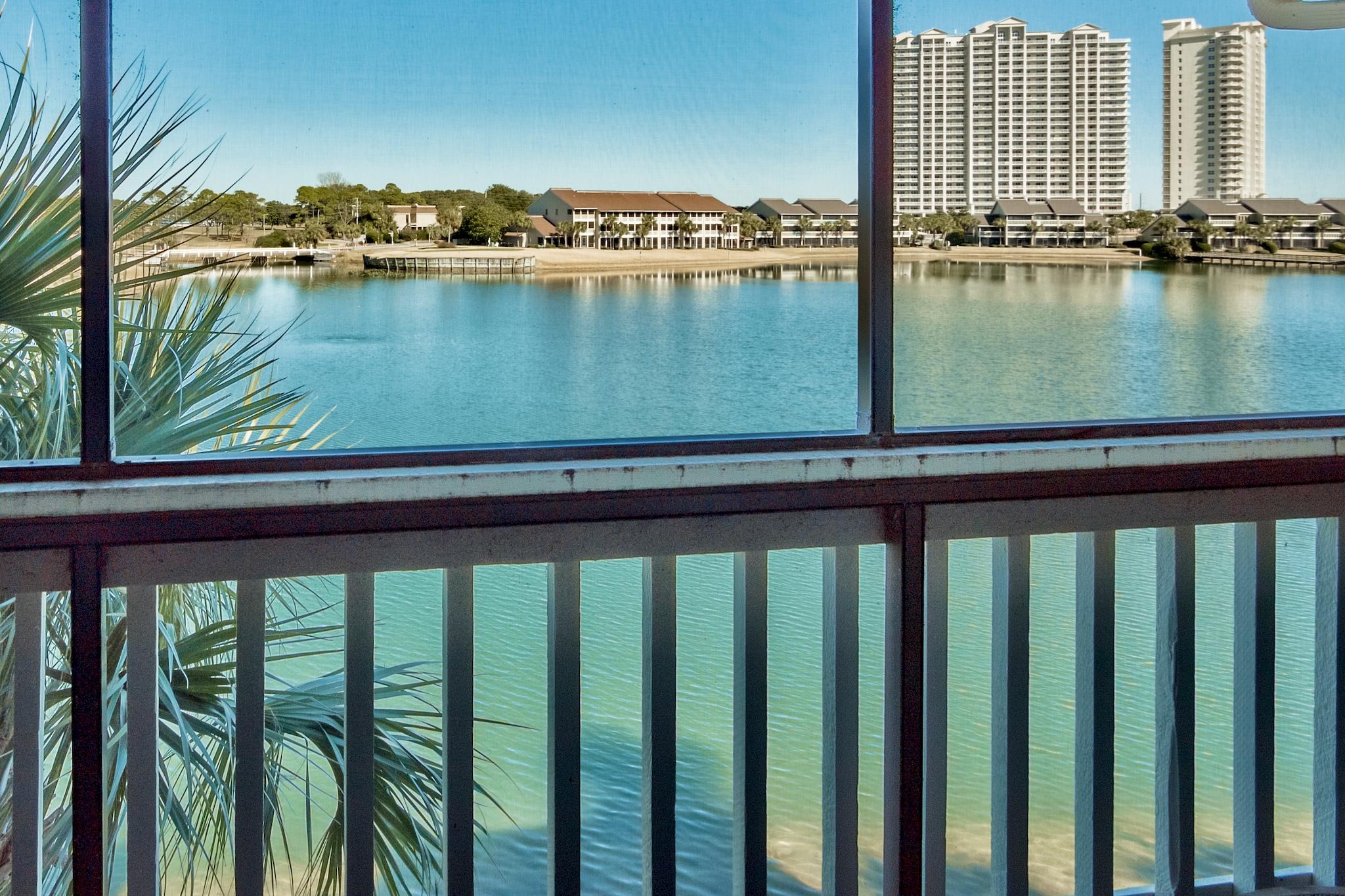 SEASCAPE CONDO LAKEFRONT VILLA (PHASE 6B) - Residential