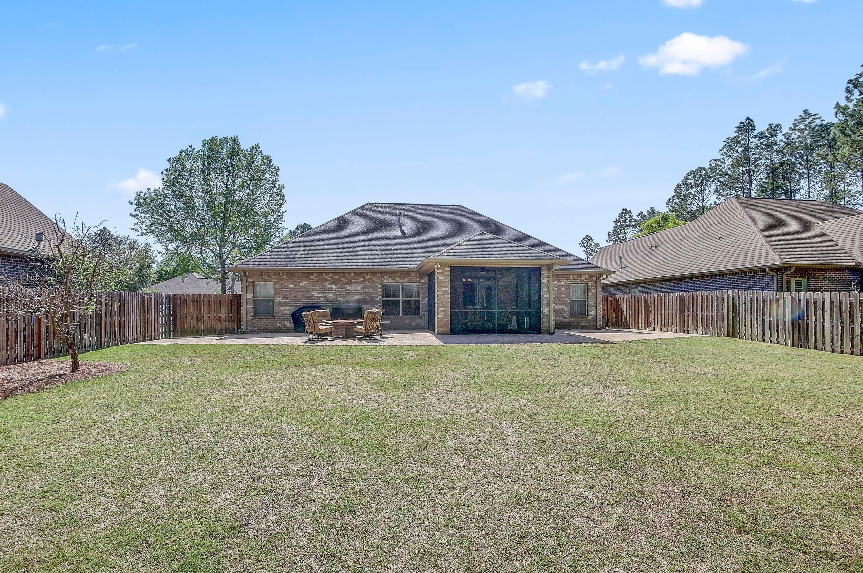 HAMMOCK BAY - Residential