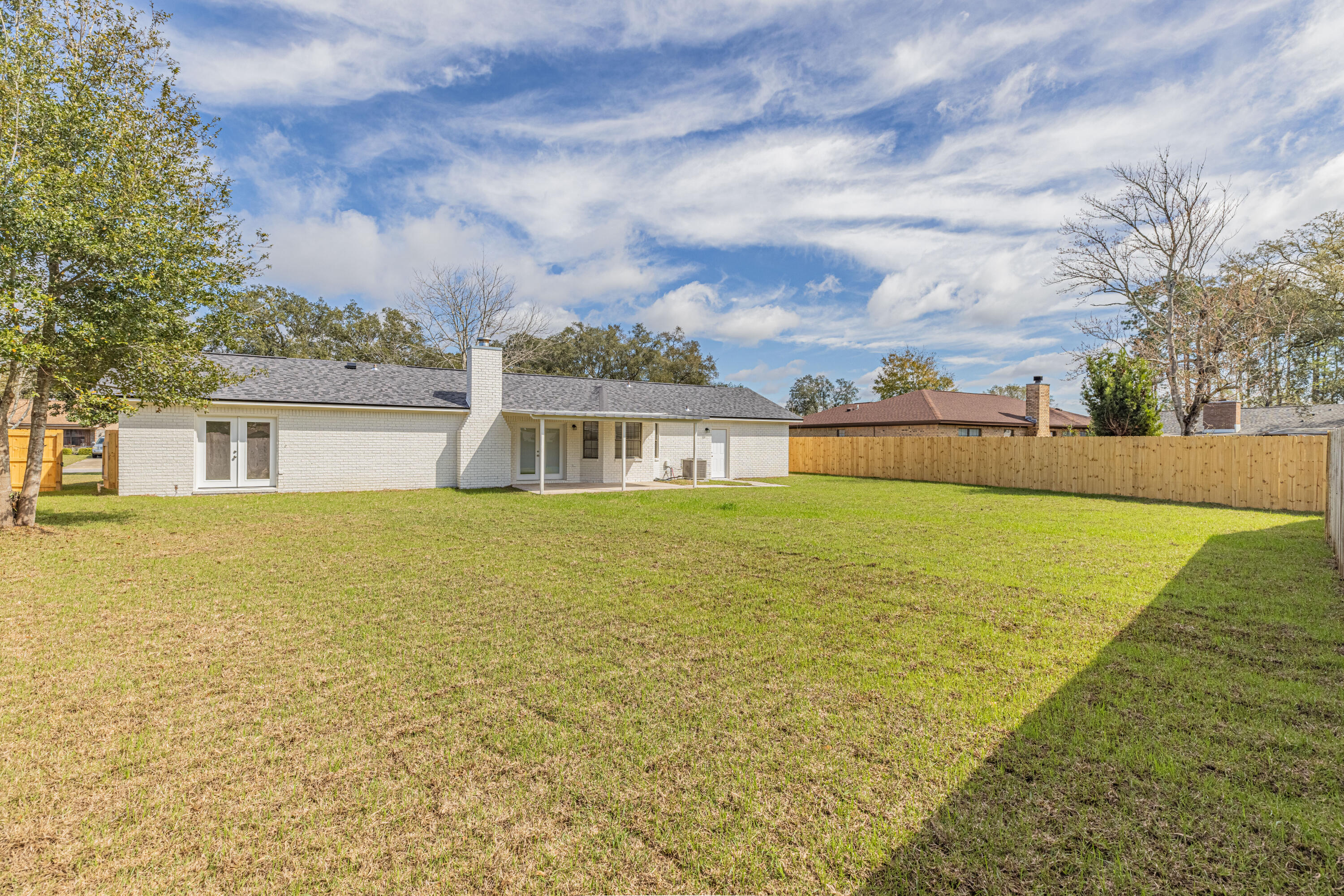 BAY MEADOWS - Residential