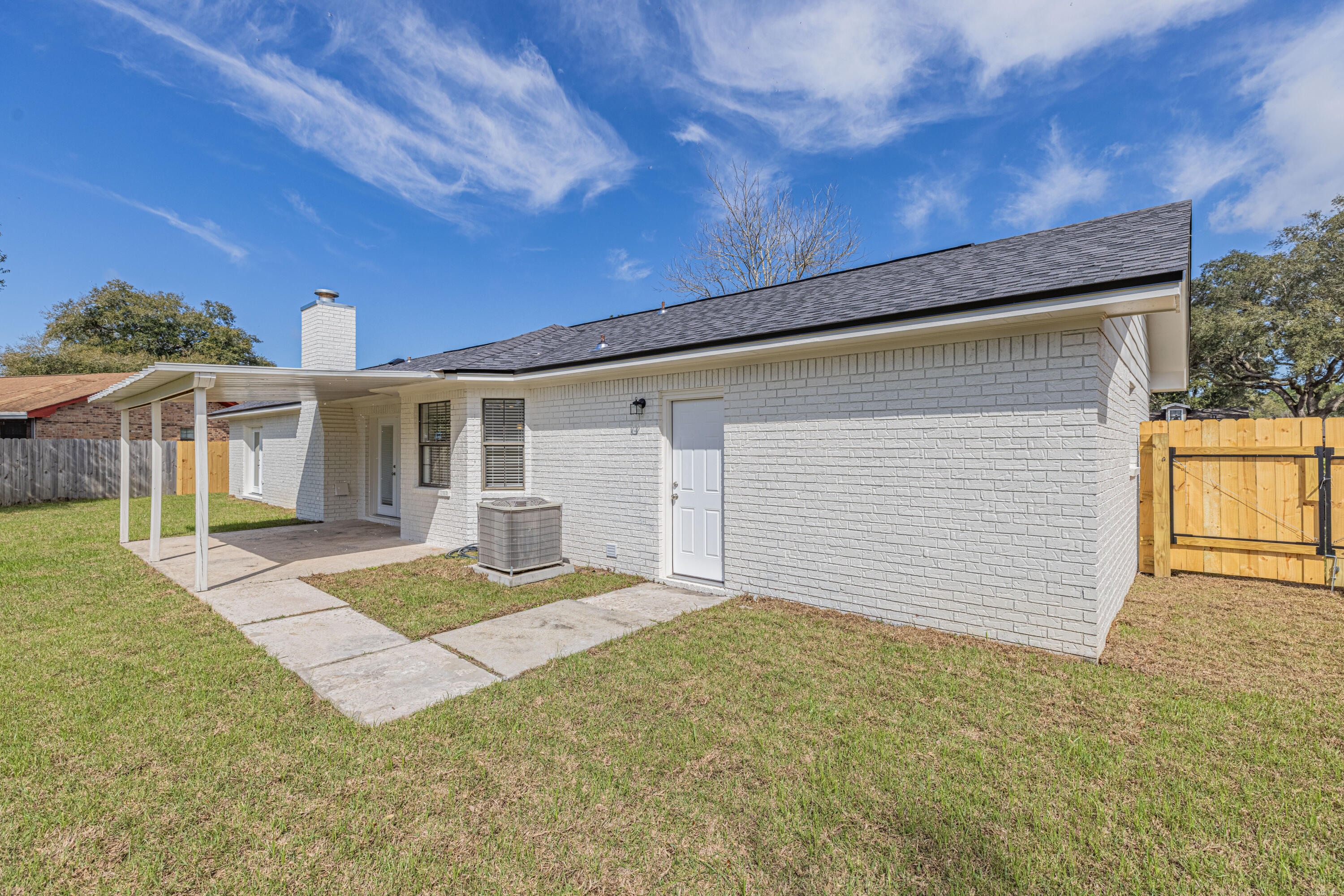 BAY MEADOWS - Residential