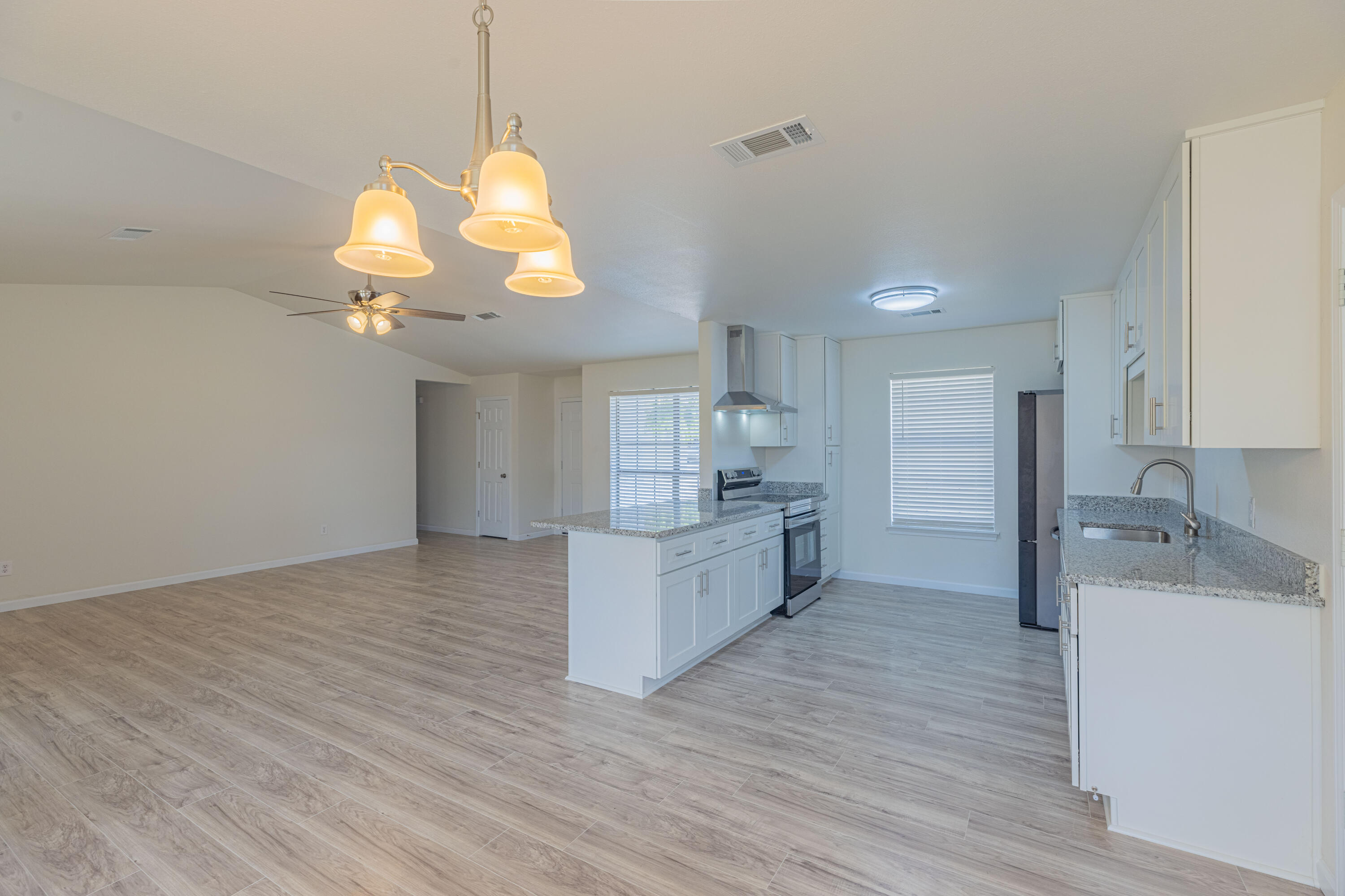 BAY MEADOWS - Residential