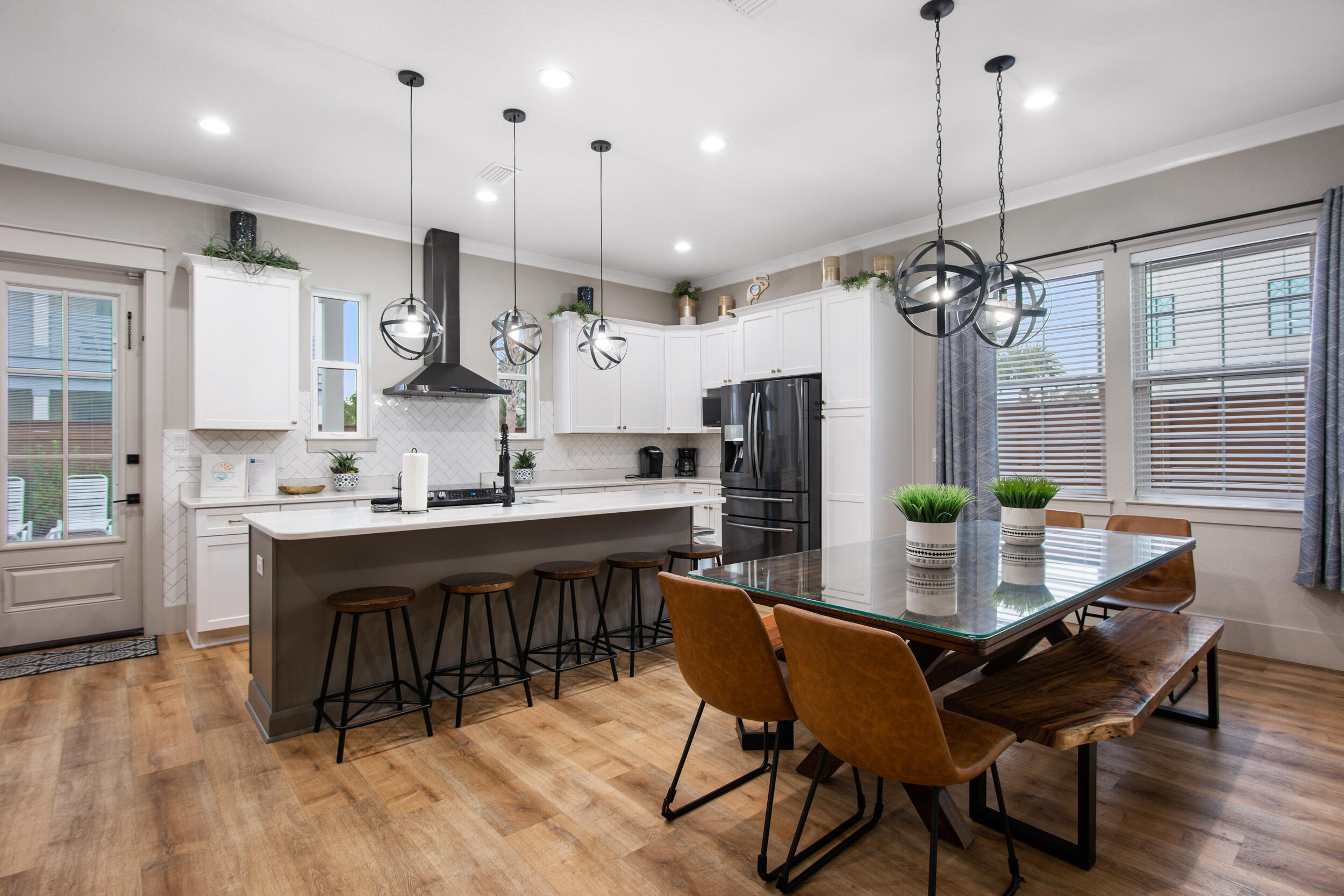 FRANGISTA BEACH 2ND ADDN - Residential