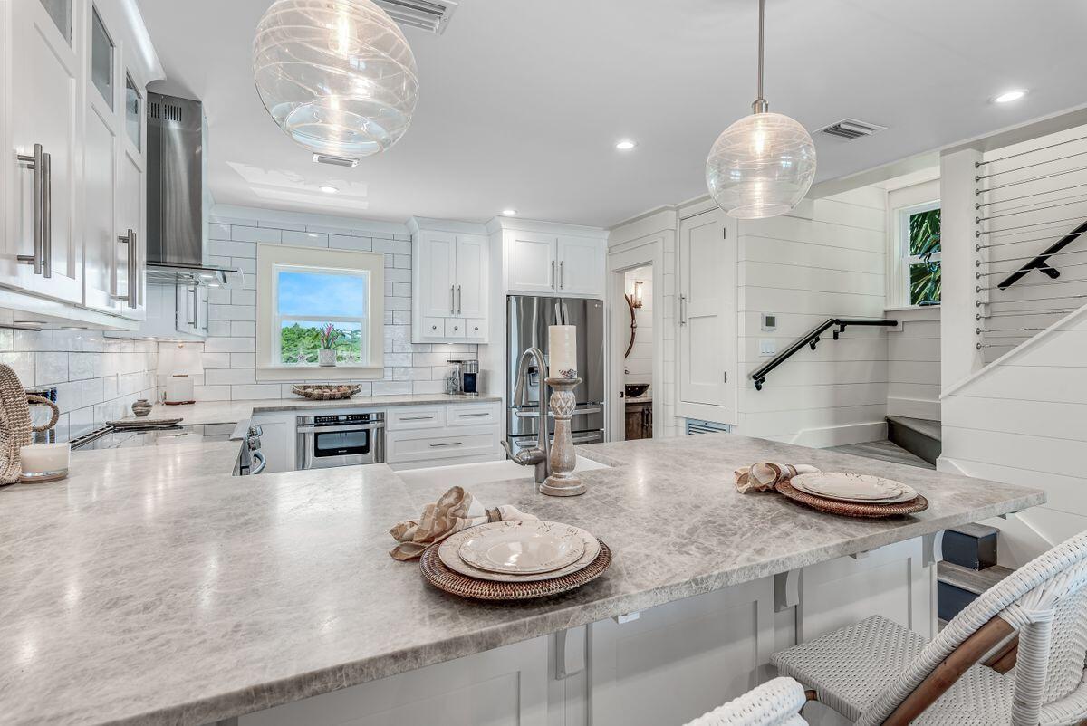 Shoreline 9 Townhouses - Residential