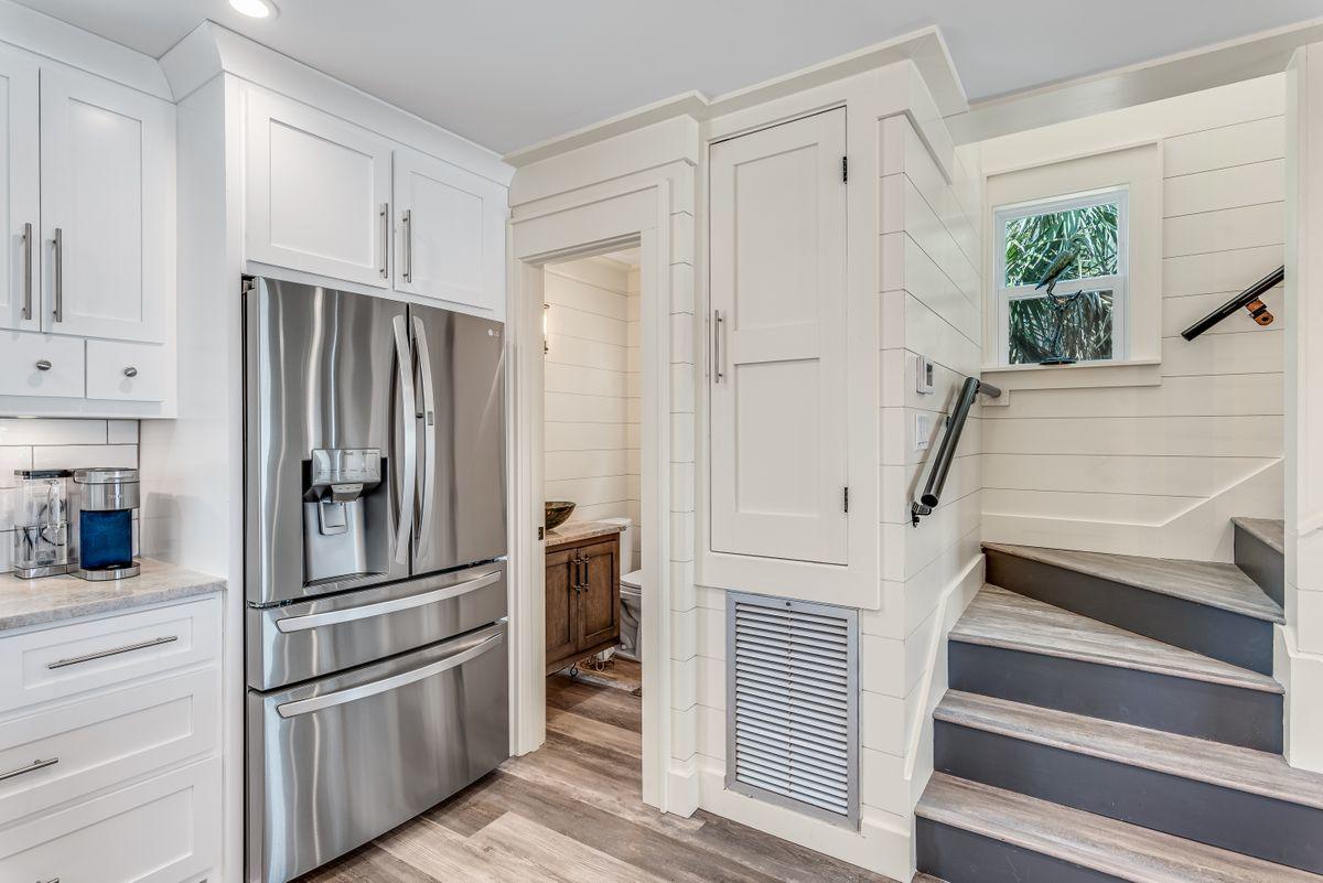 Shoreline 9 Townhouses - Residential