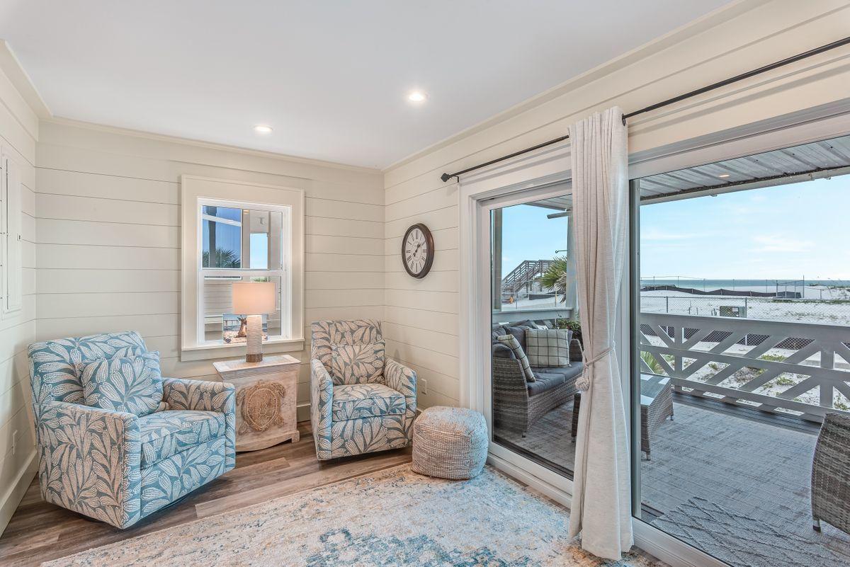 Shoreline 9 Townhouses - Residential