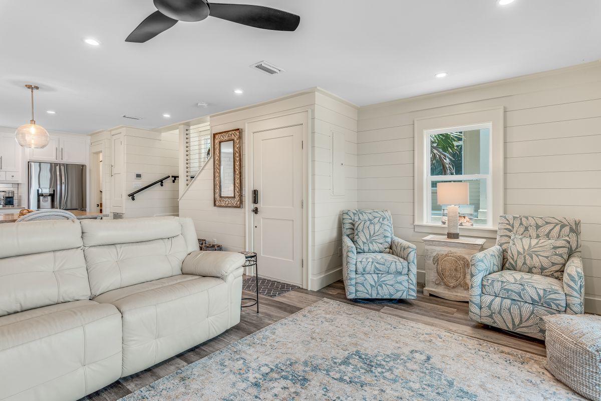 Shoreline 9 Townhouses - Residential