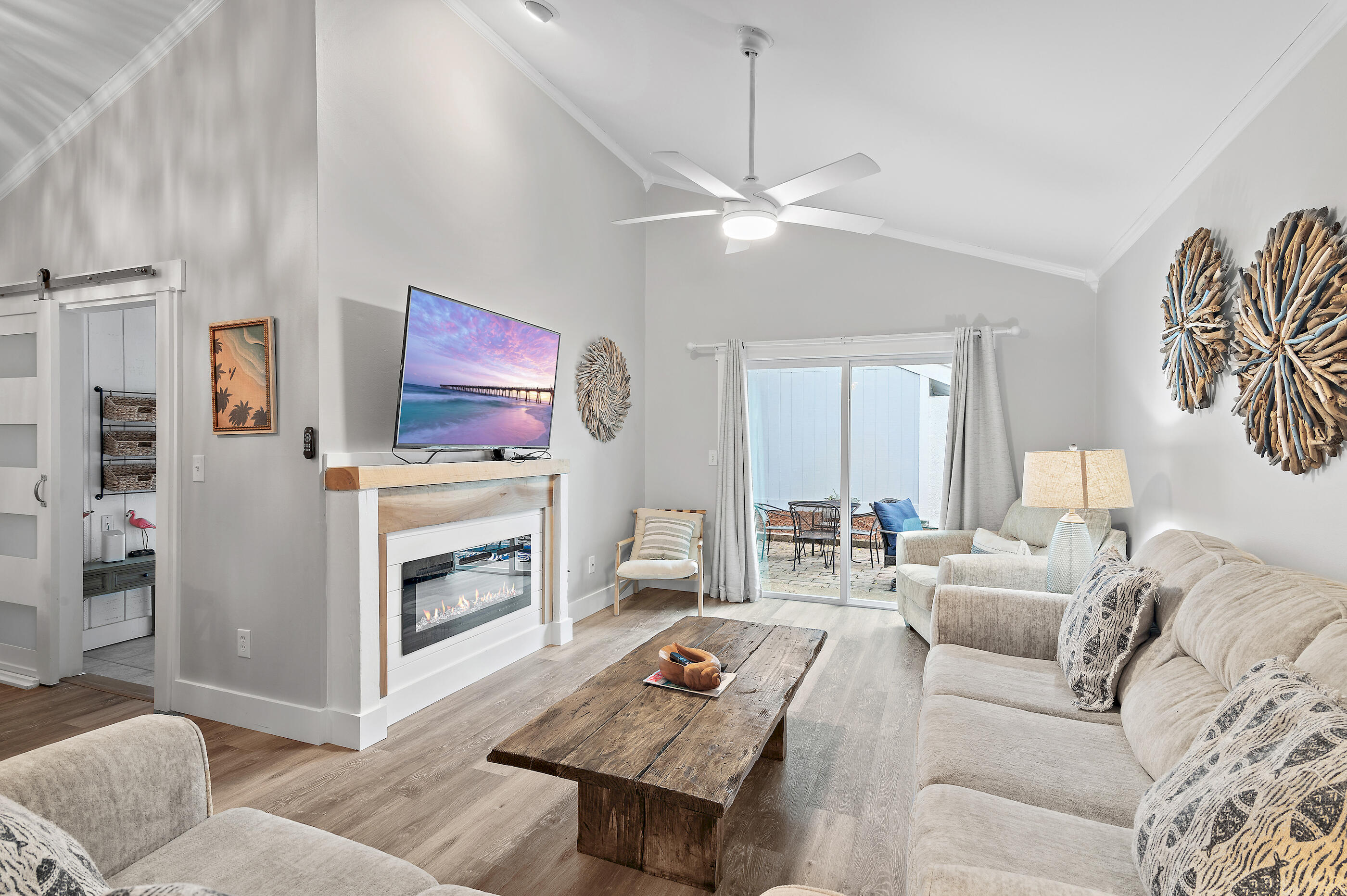 LINKSIDE VILLAGE UNIT 1 - Residential