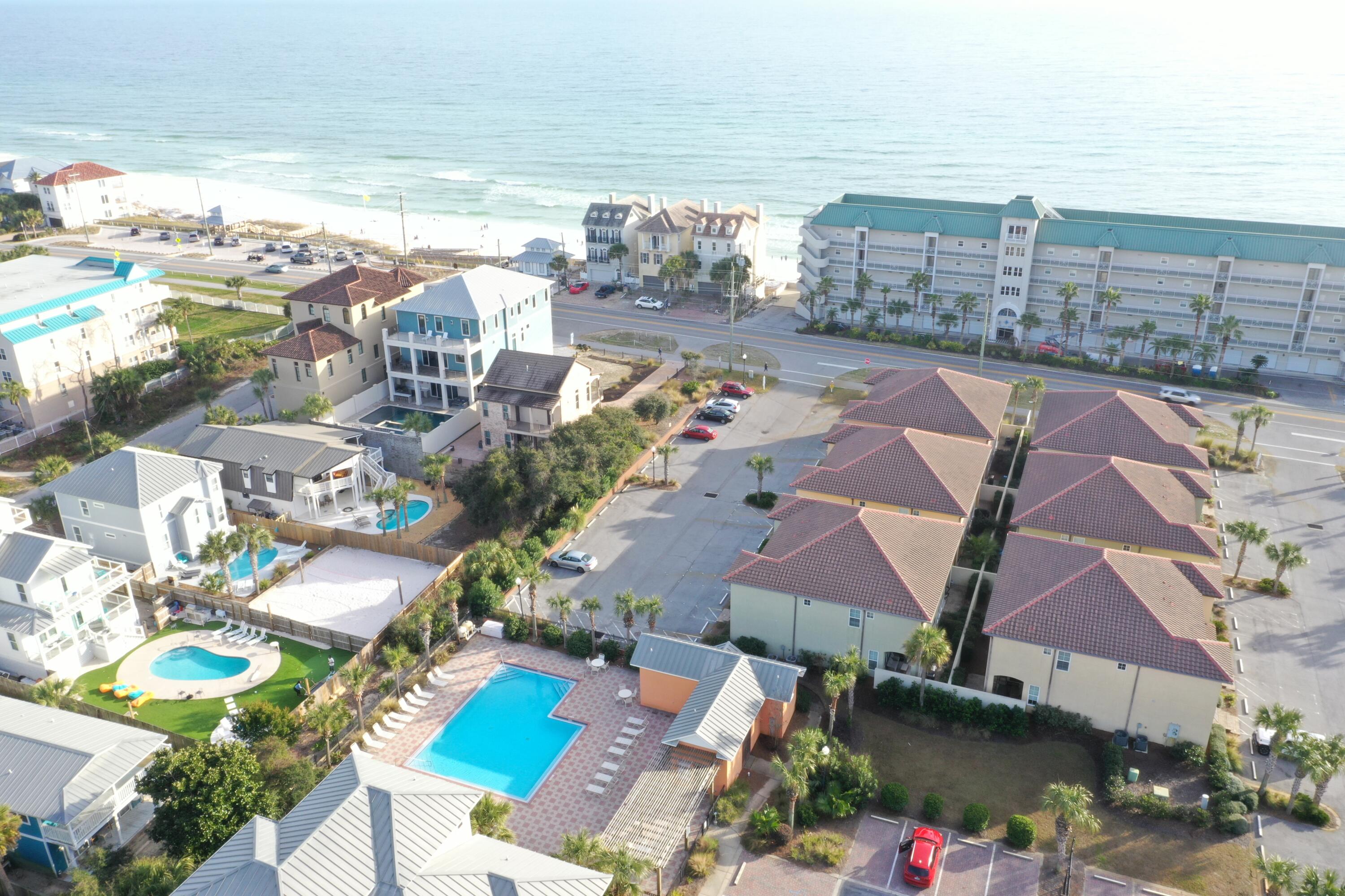 MIRAMAR BEACH VILLAS - Residential