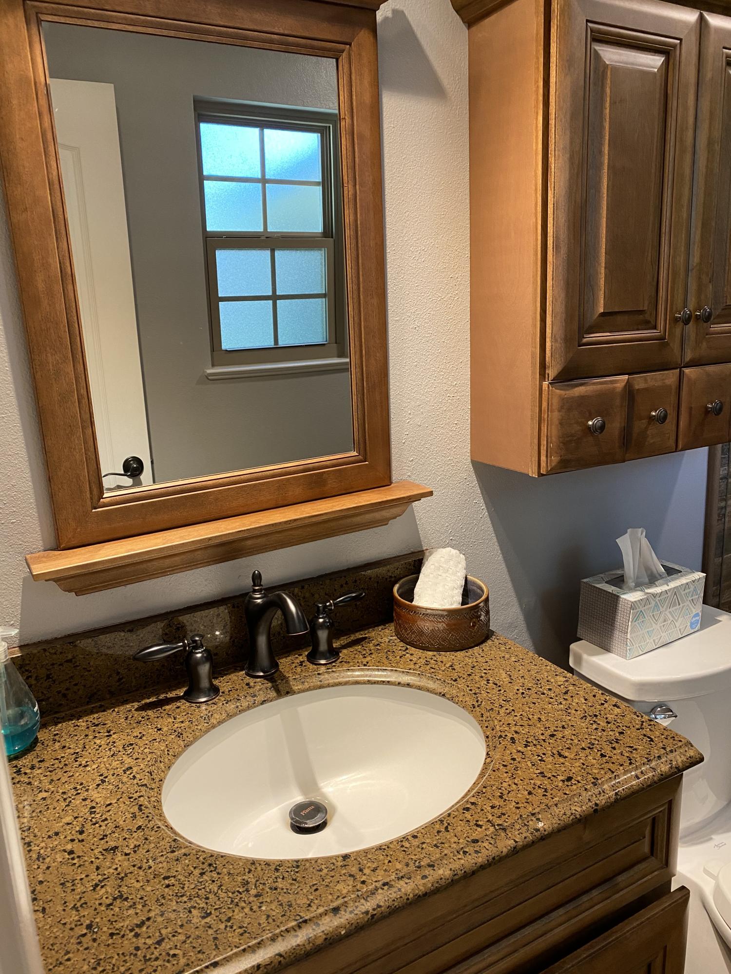 LAKE SHARON ESTATES - Residential Lease