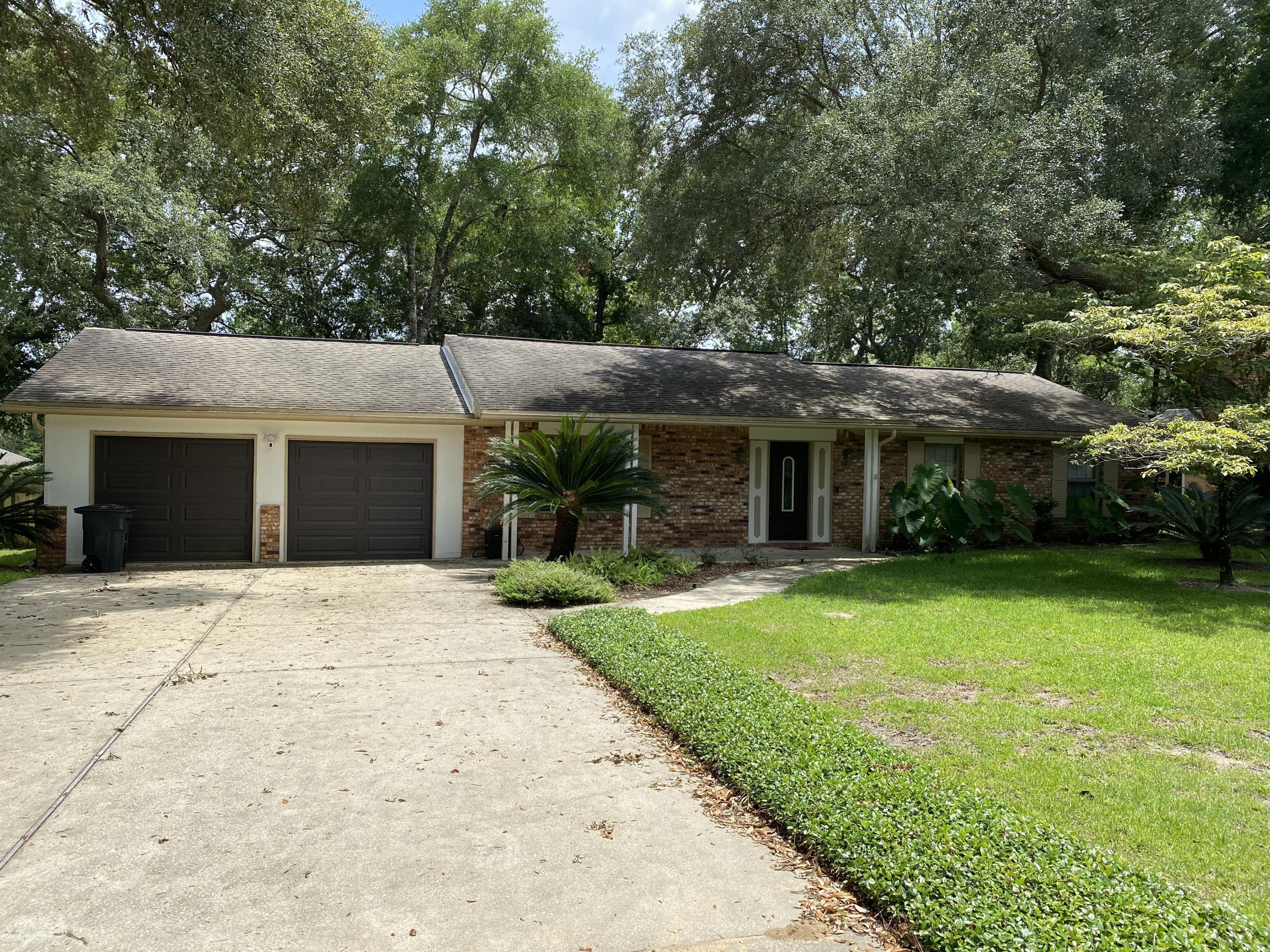 LAKE SHARON ESTATES - Residential Lease