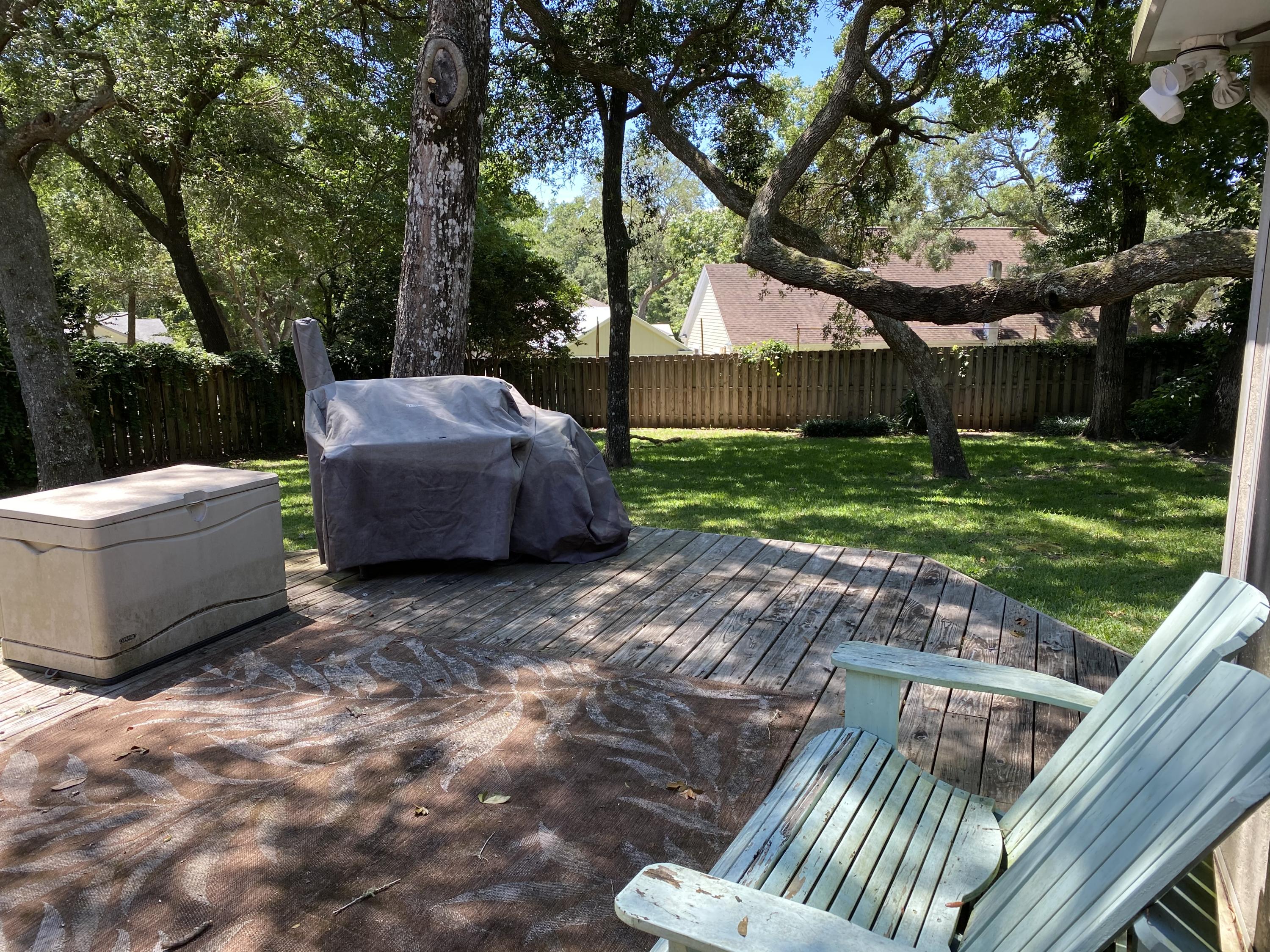 LAKE SHARON ESTATES - Residential Lease